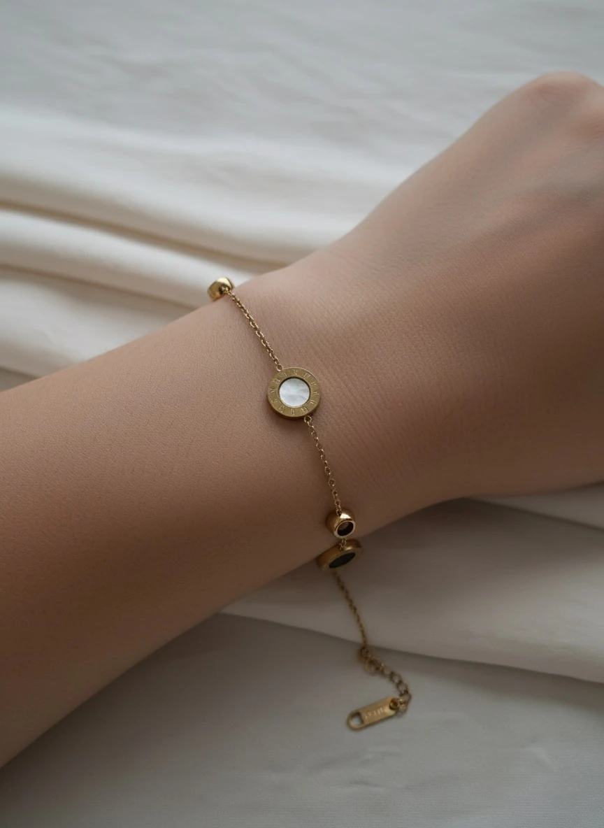 Çelik Yuvarlak Taşlı Gold Bileklik