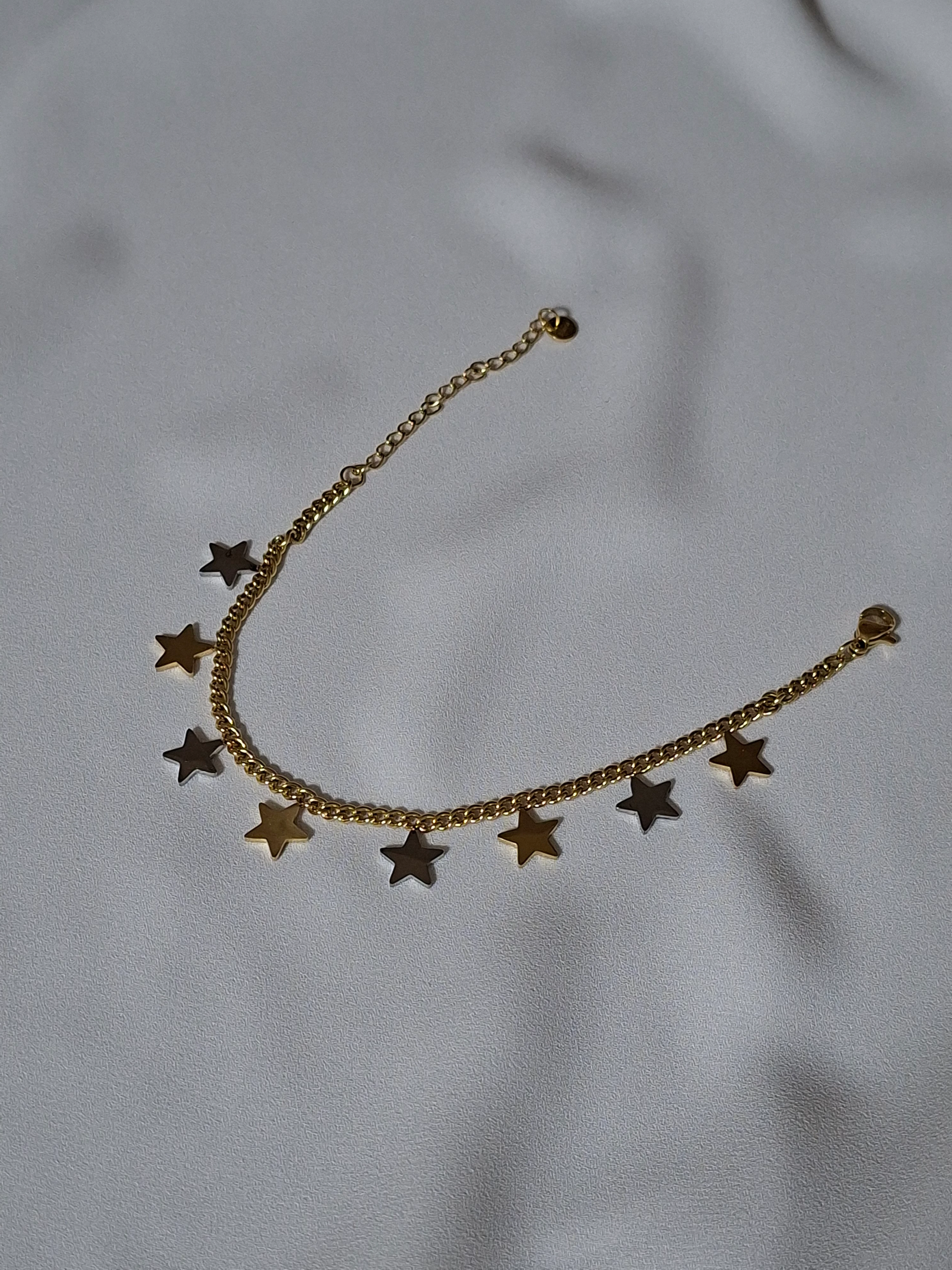 Çelik Yıldız Figürlü Gold Bileklik main variant image