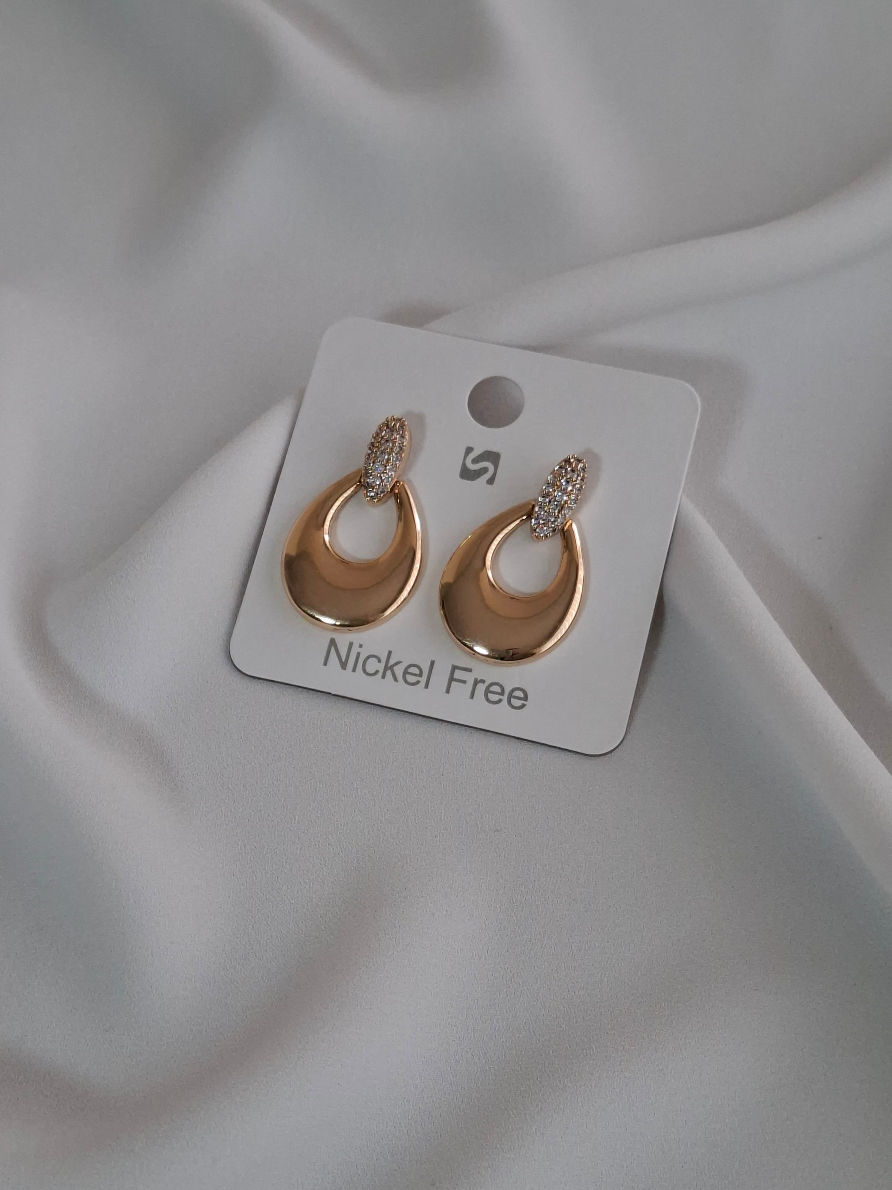 Pirinç Damla Taşlı Gold Küpe image