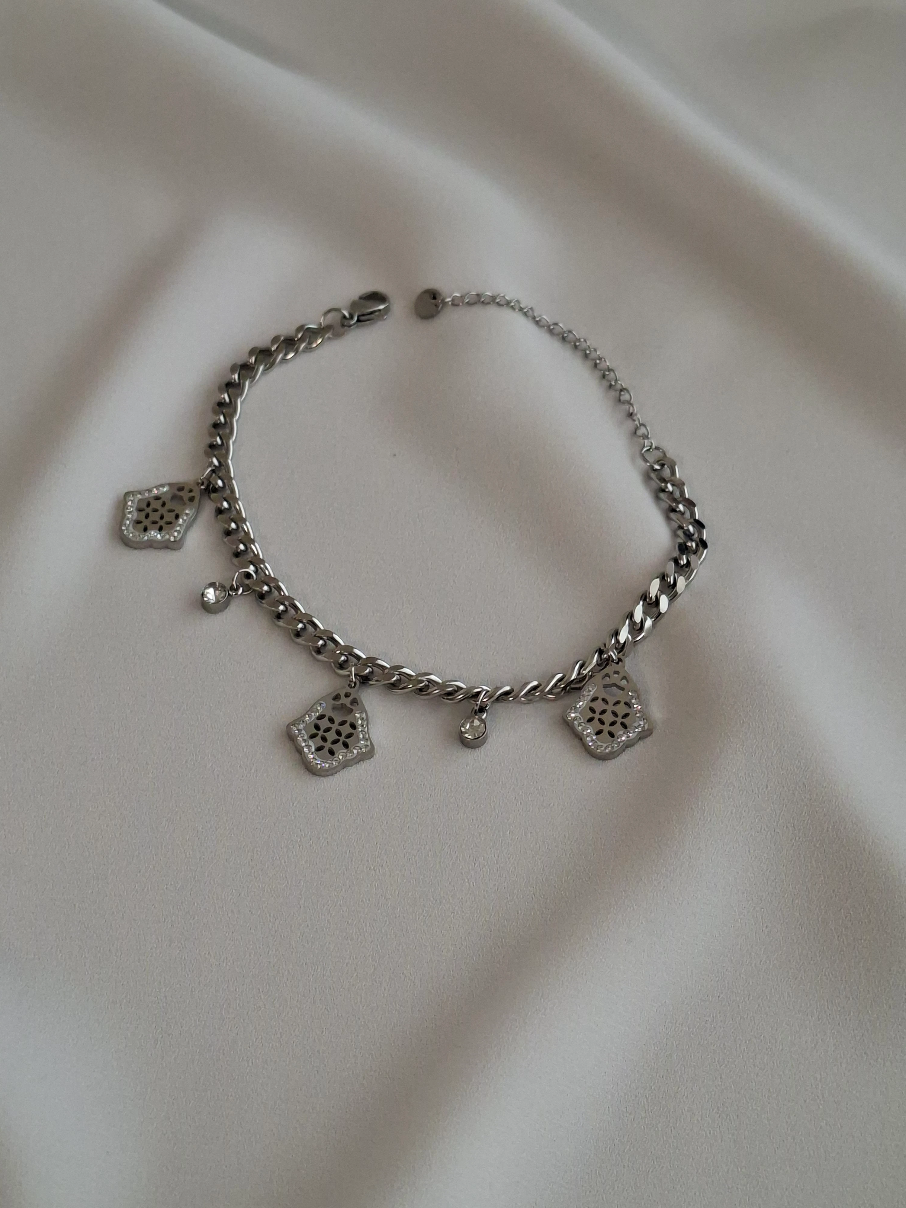 Çelik Fatma Ana Eli Silver Bileklik image