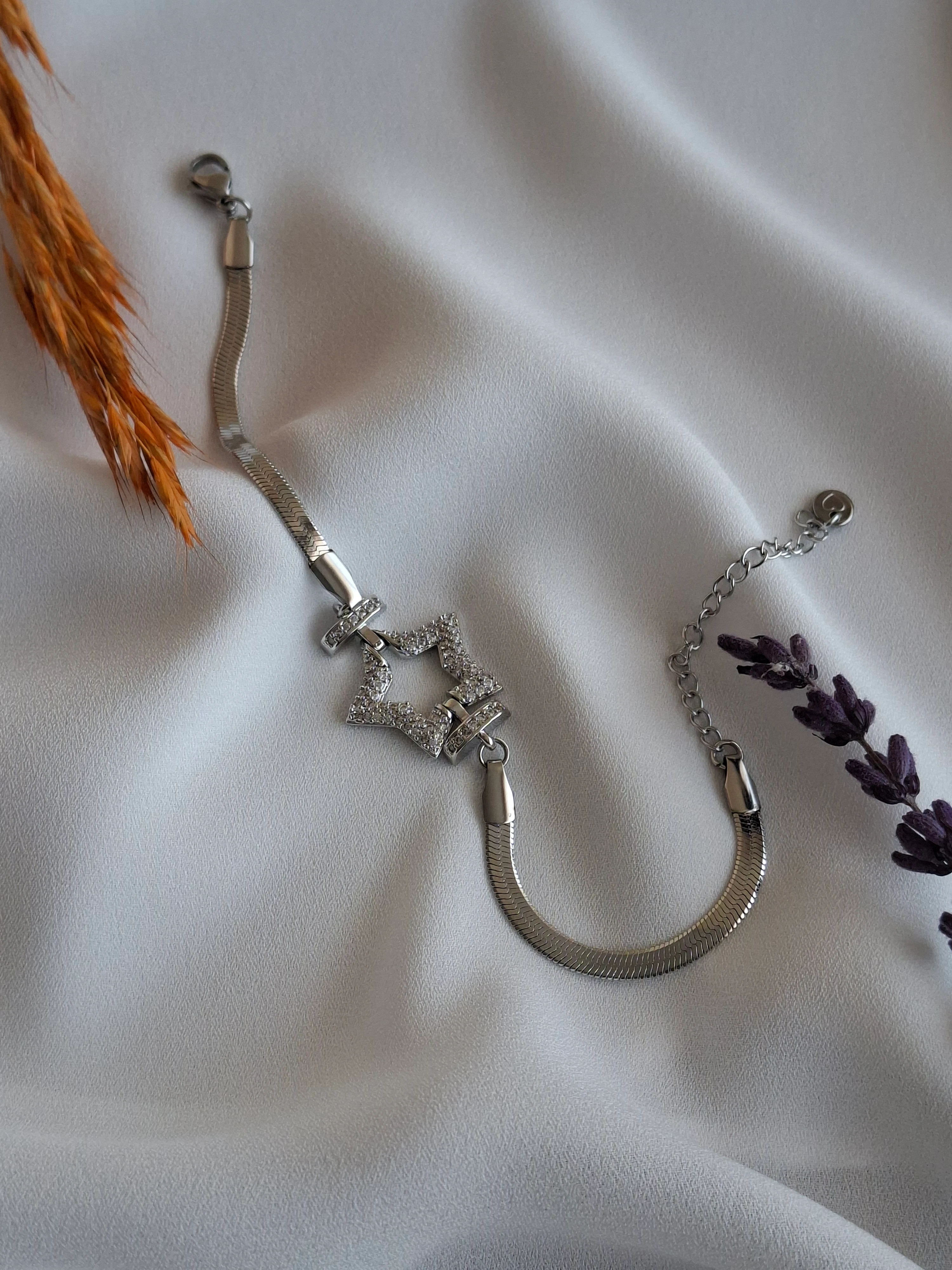 Çelik İtalyan Yıldız Figürlü Silver Bileklik main variant image