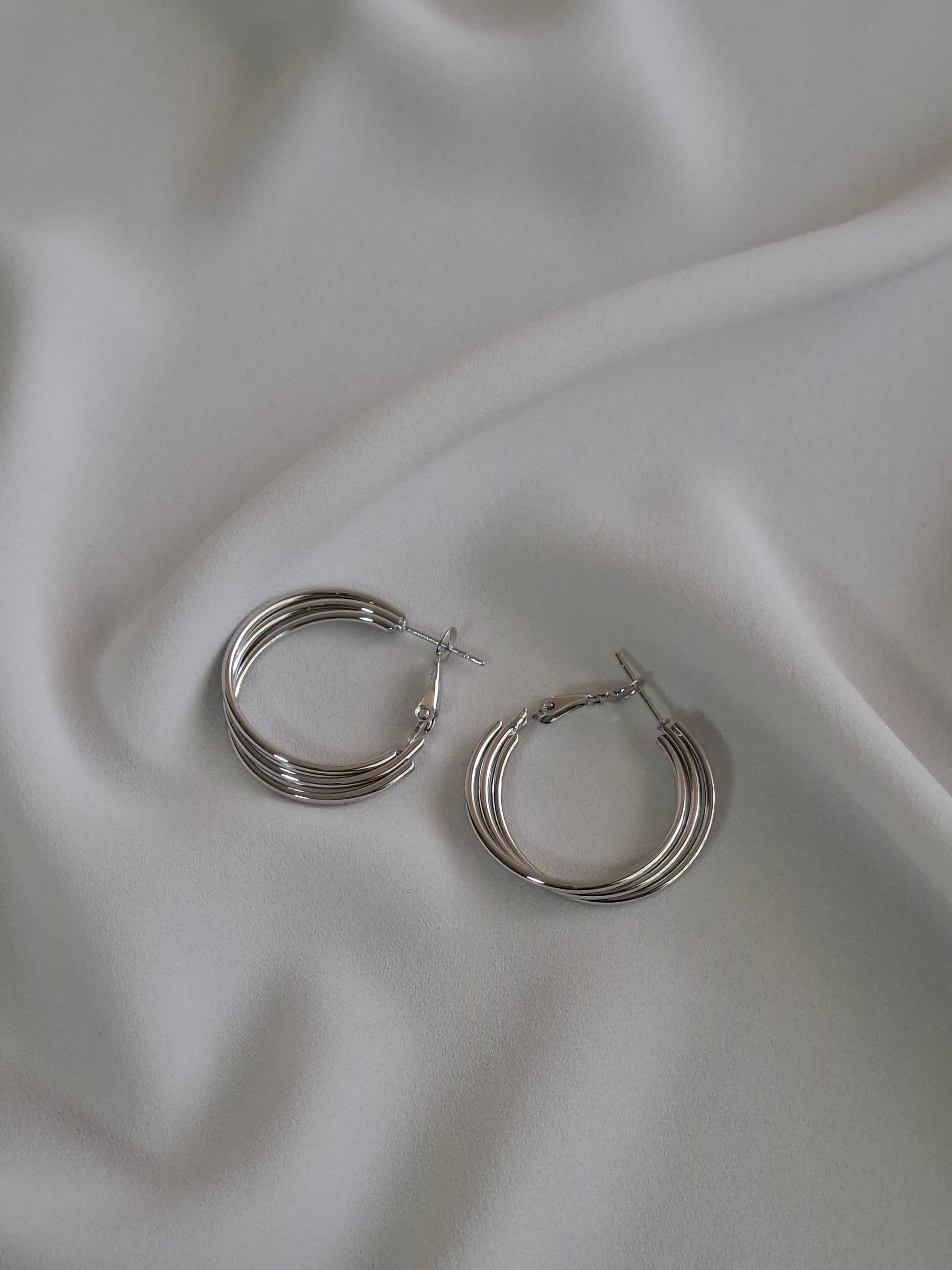 Pirinç 3 Şeritli Silver Küpe image