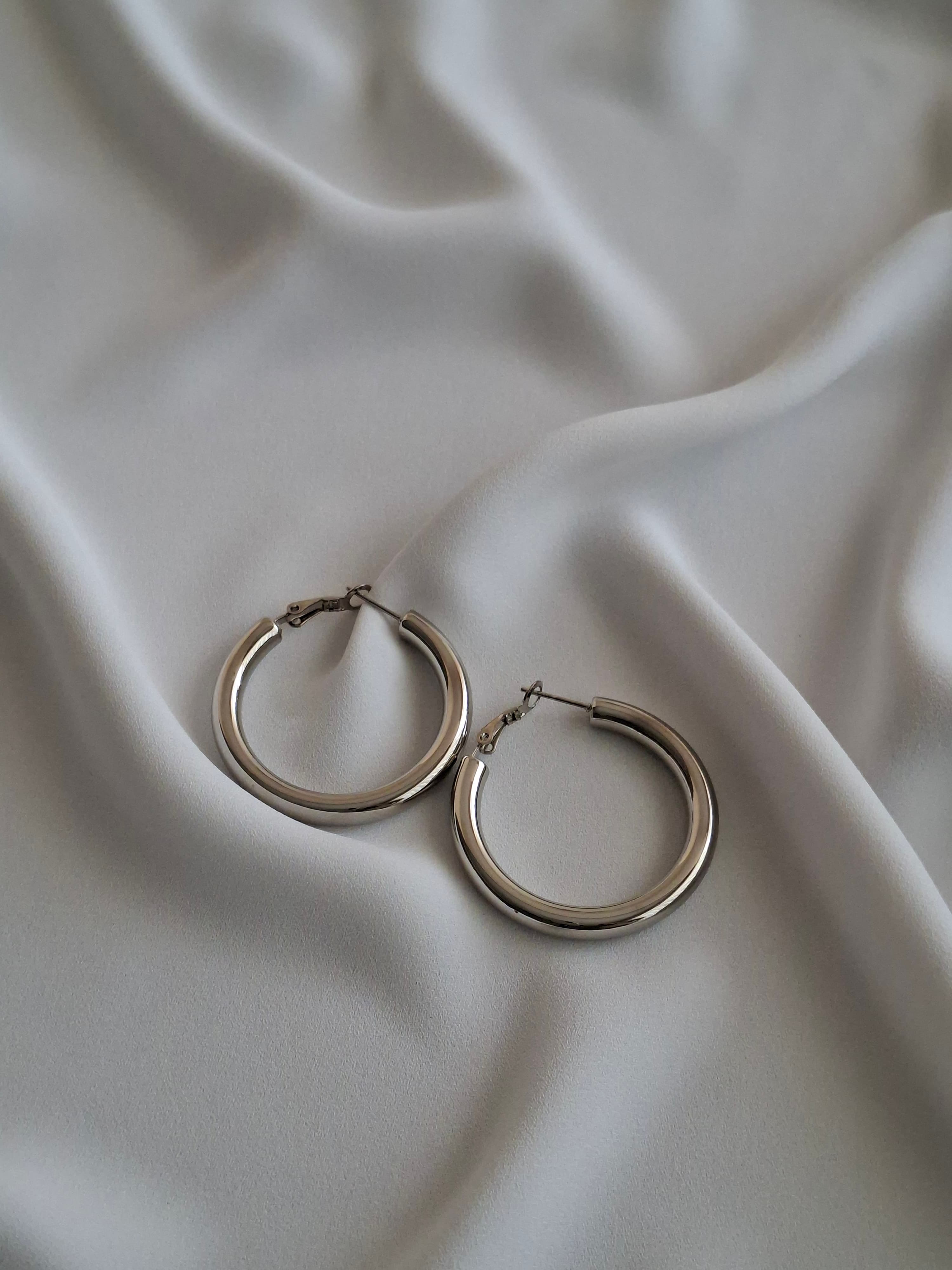 Çelik Geniş Kalın Halka Silver Küpe image