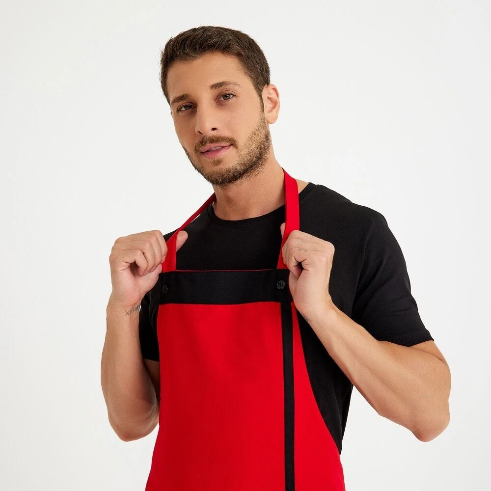 Kırmızı Siyah Cepli Boyundan Askılı Önlük