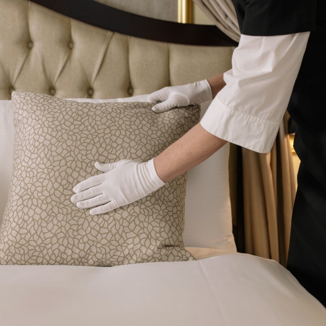 Beyaz Polyester Servis Eldiveni