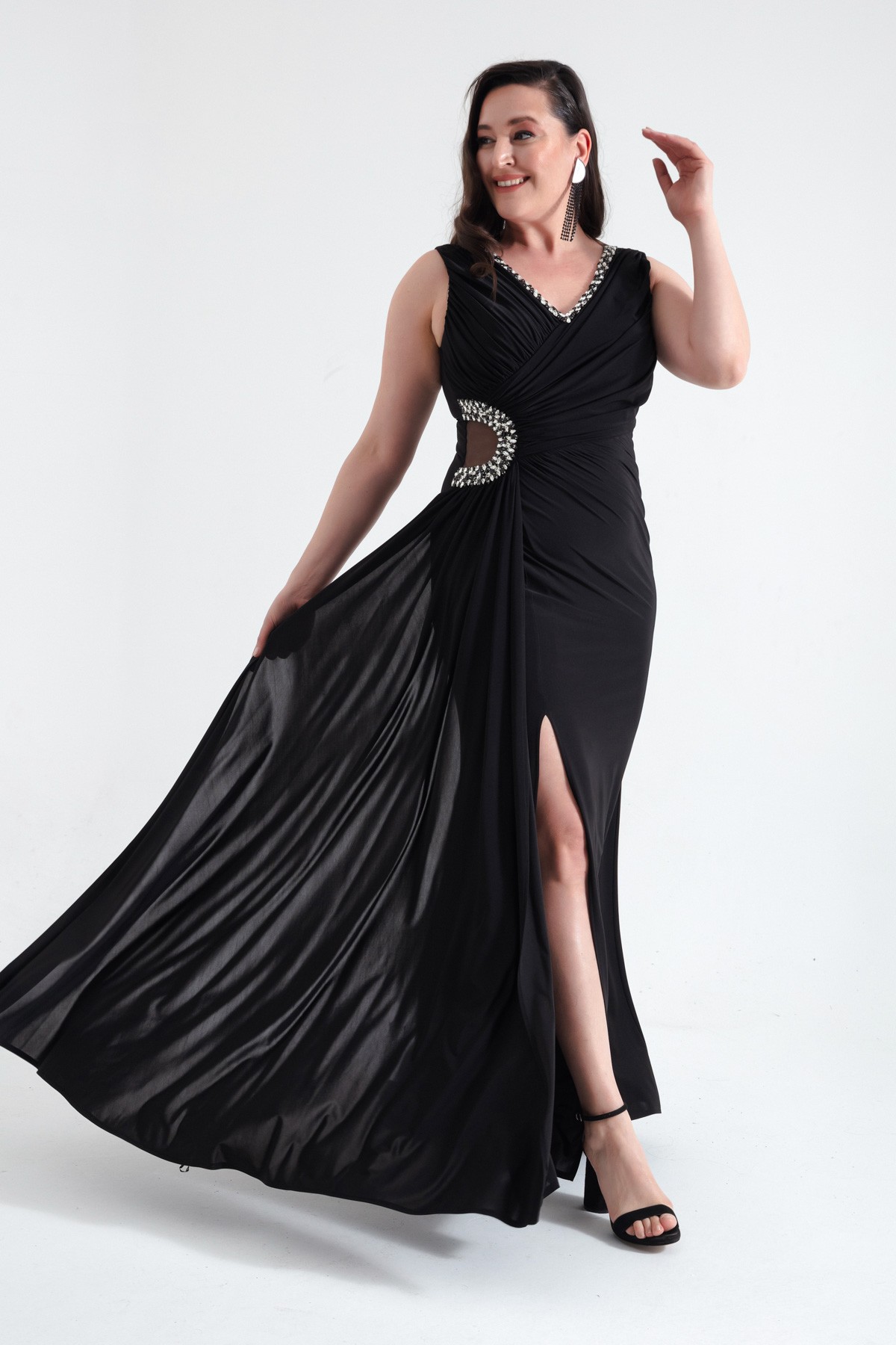 Kadın V Yaka Taş Detaylı Uzun Abiye Elbise - Siyah