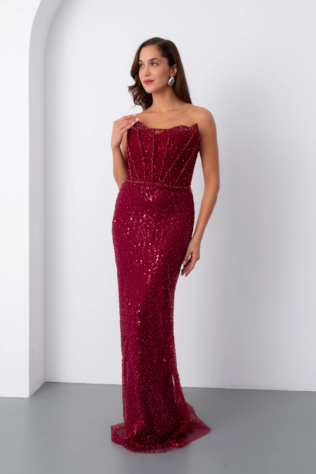 Kadın Straplez Taşlı Balık Abiye Elbise