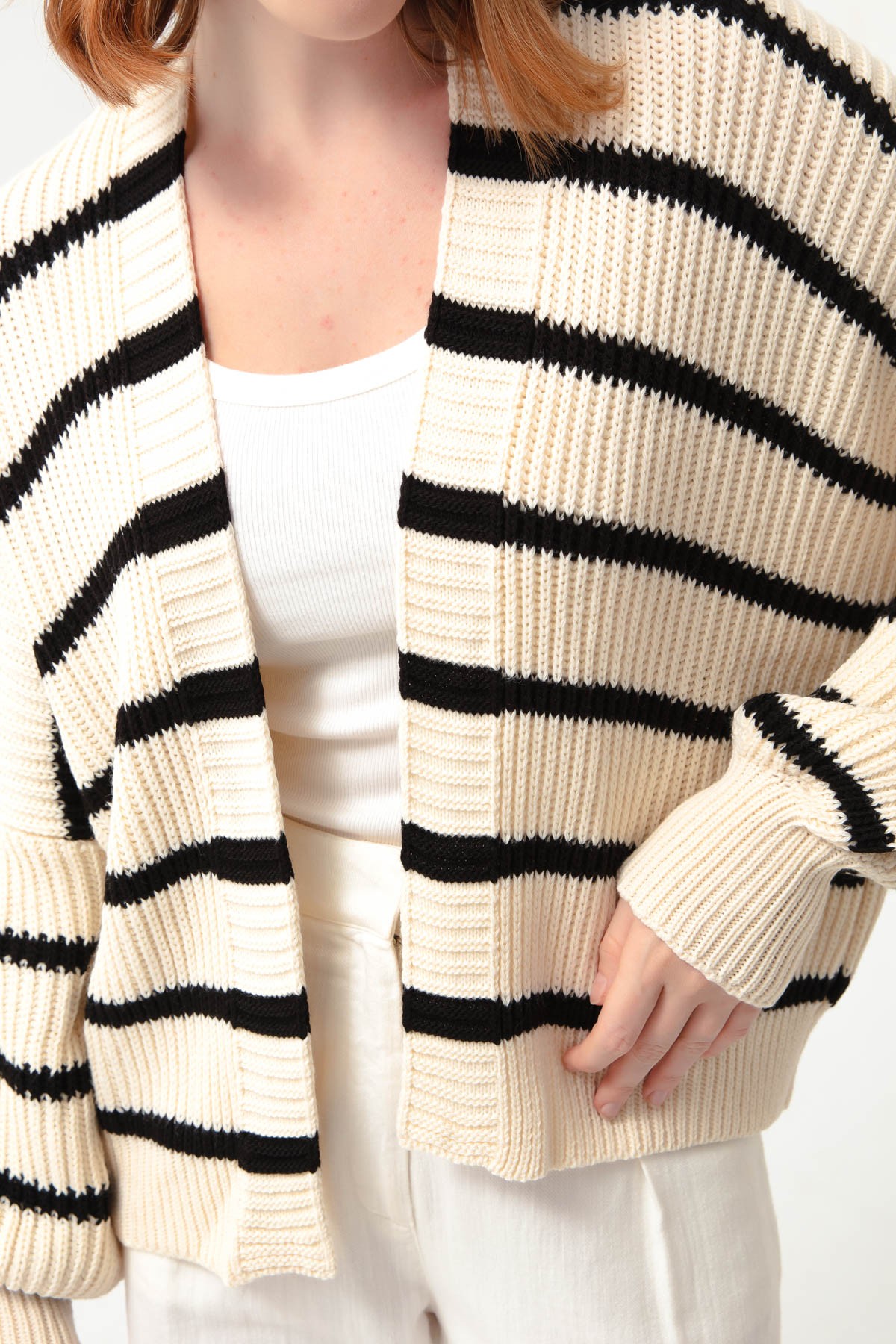 Kadın Oversize Çizgili Triko Hırka