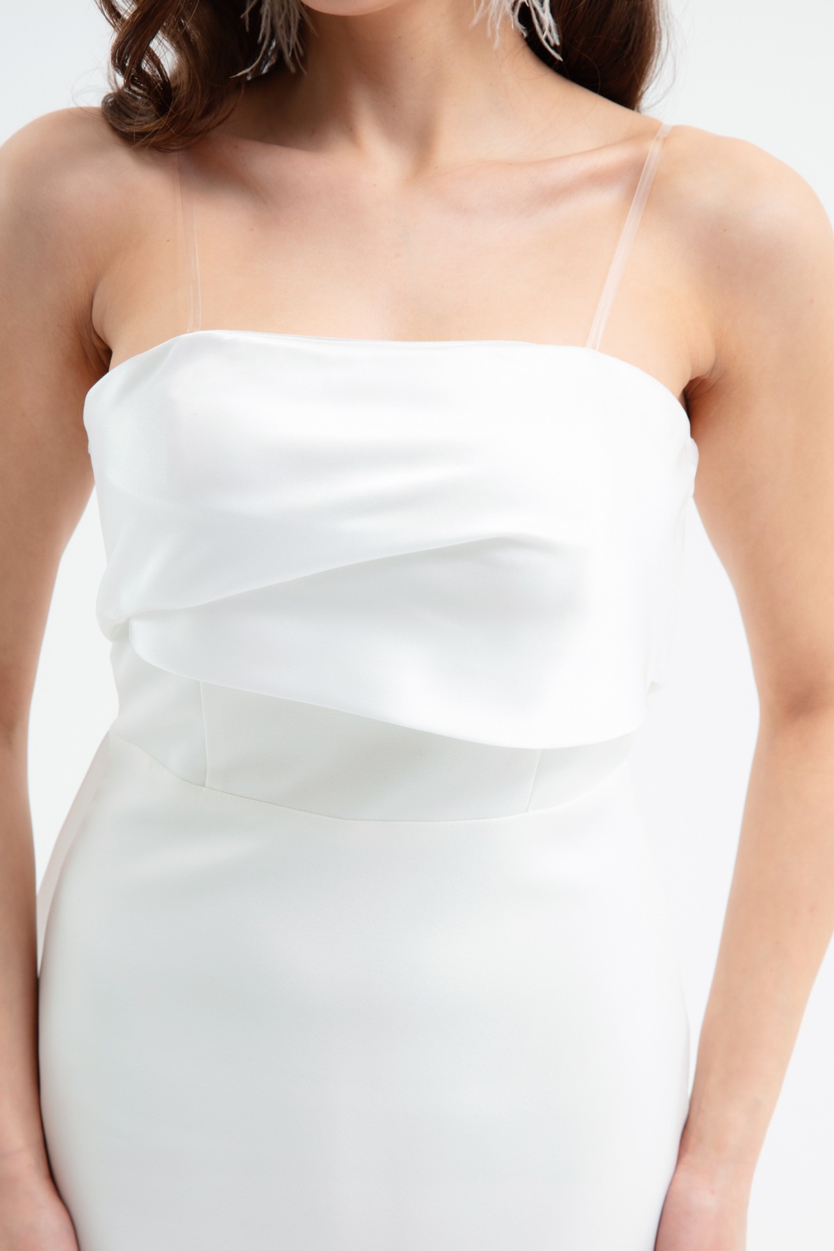 Kadın Straplez Yaka Kuyruklu Söz Nişan Nikah Abiye Elbise - Beyaz
