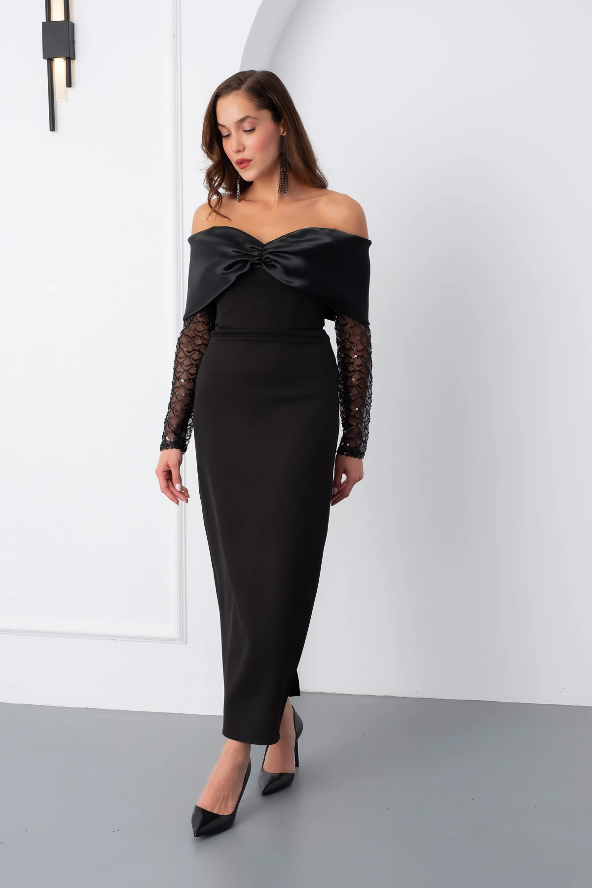 Kadın Kol Detaylı Fiyonklu Söz Nişan Nikah Abiye Elbise - Siyah