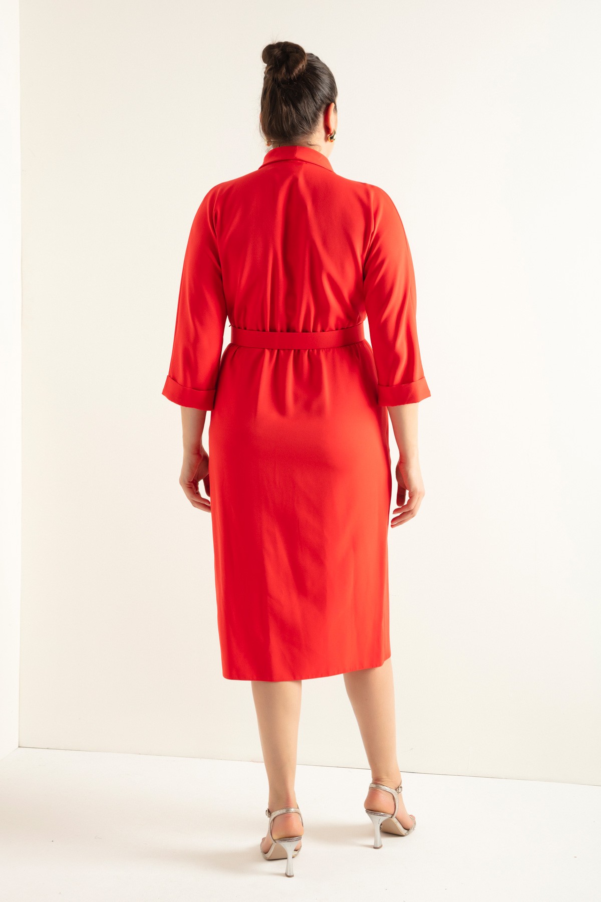 Kadın Kruvaze Yaka Kemerli Büyük Beden Midi Elbise - Kırmızı