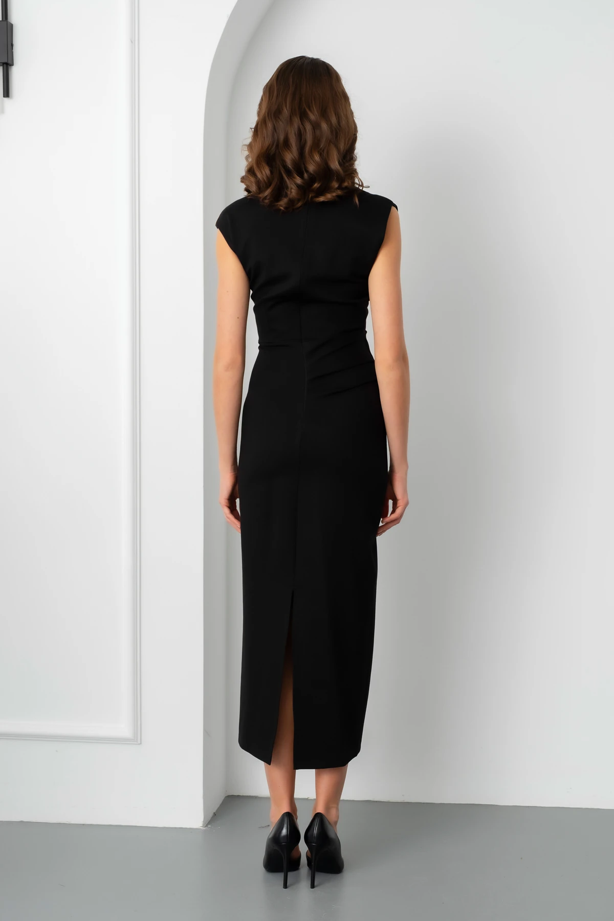 Kadın Yaka Detay Midi Davet Elbisesi - Siyah