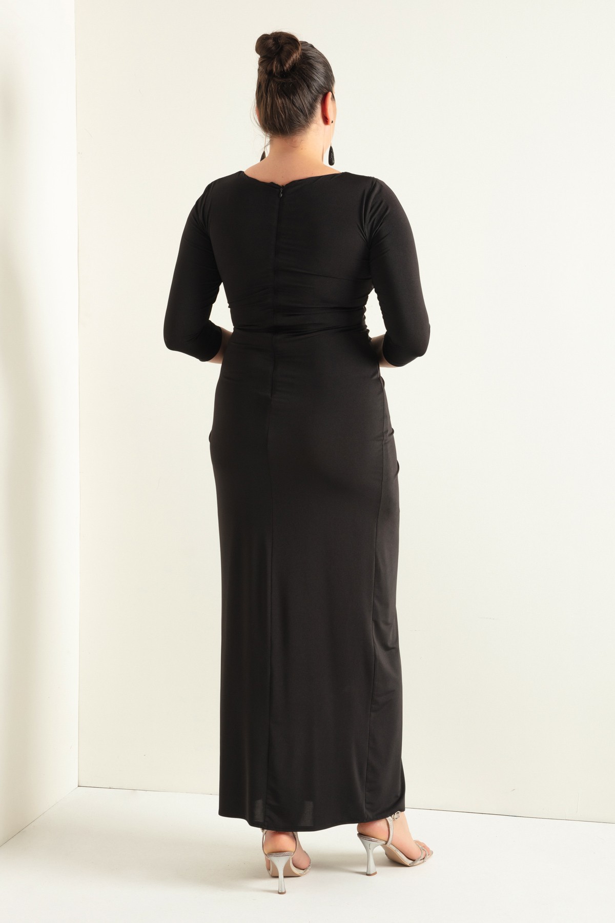 Kadın Kruvaze Yaka Fakir Kollu Büyük Beden Uzun Abiye Elbise - Siyah