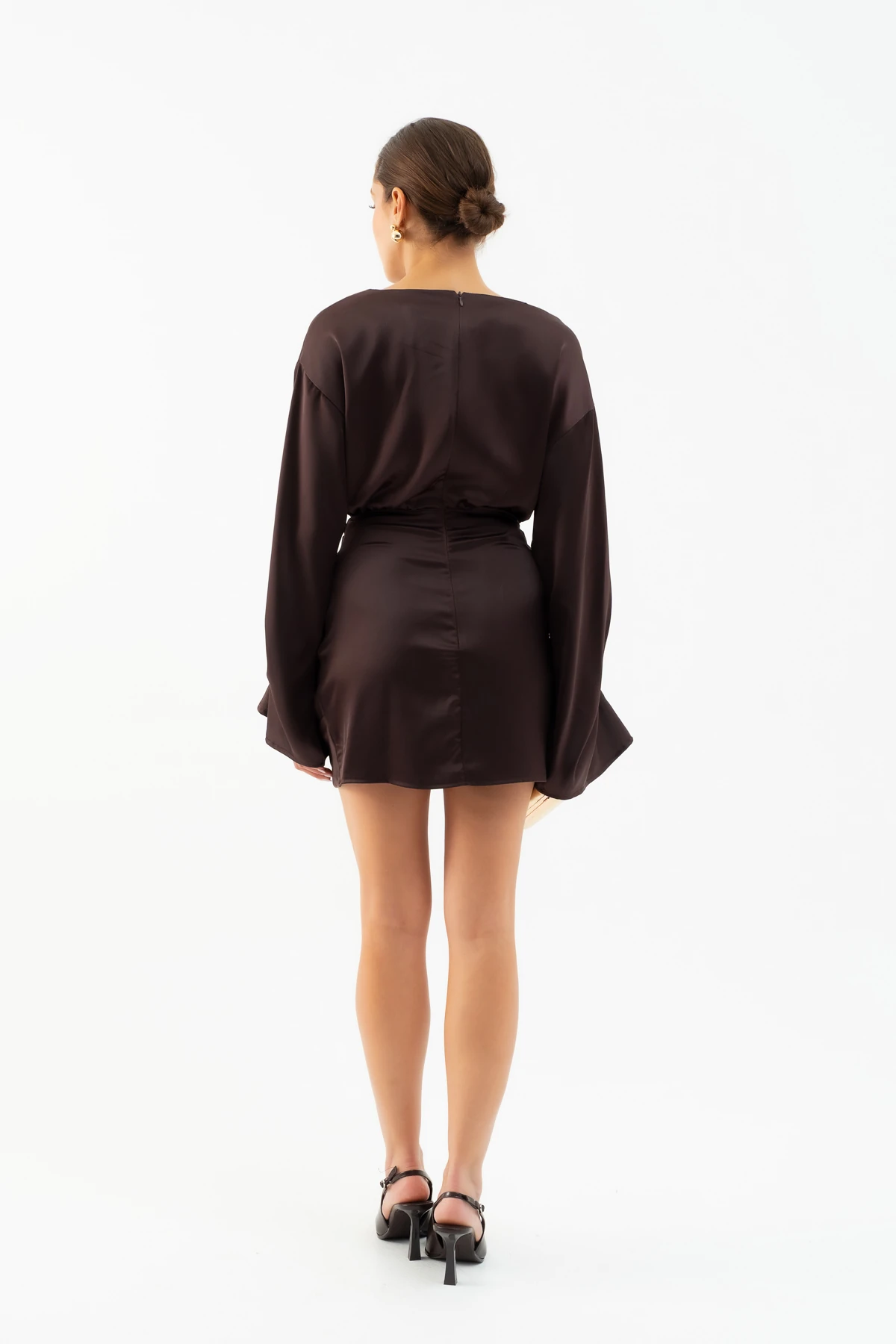 Kadın Uzun Kol Mini Saten Elbise - Kahverengi