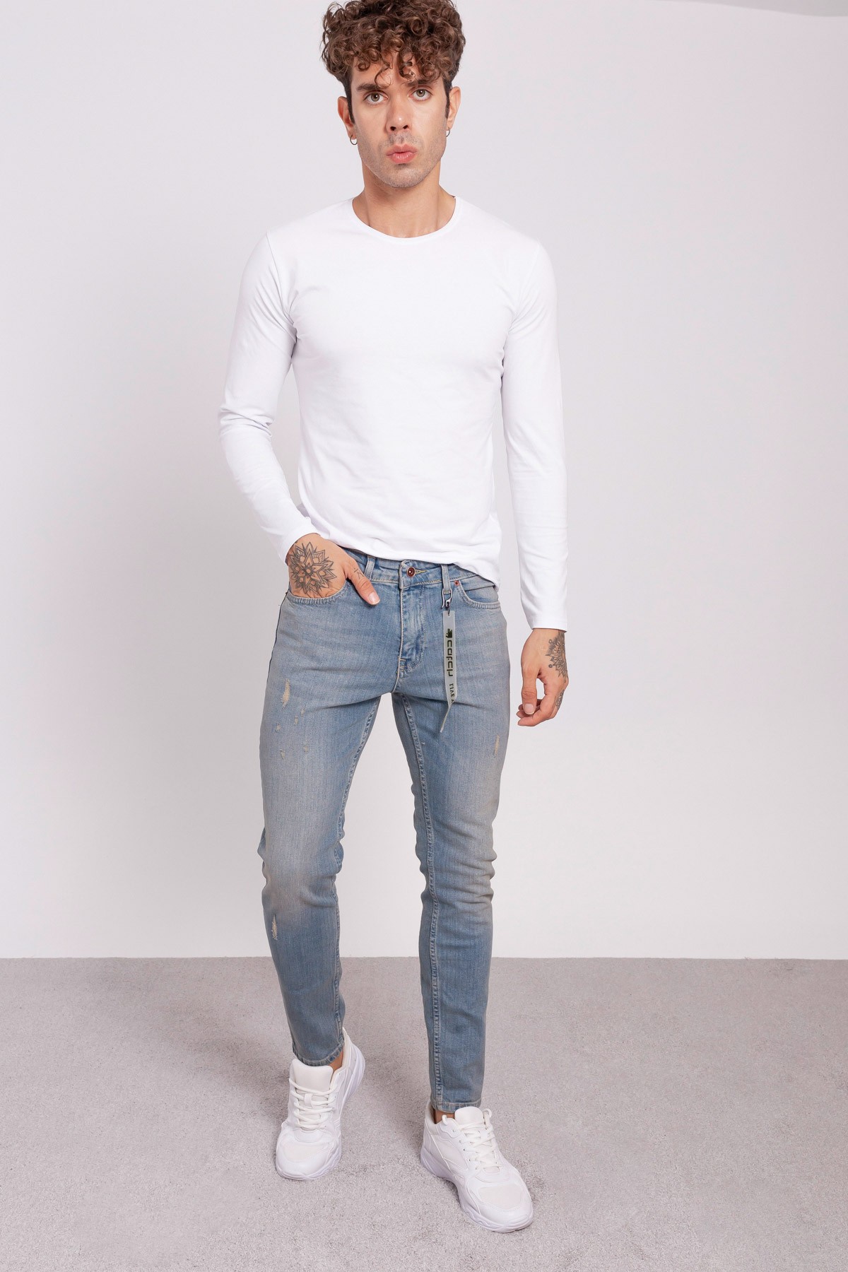 Erkek Yırtık Detaylı Slim Fit Kot Pantolon