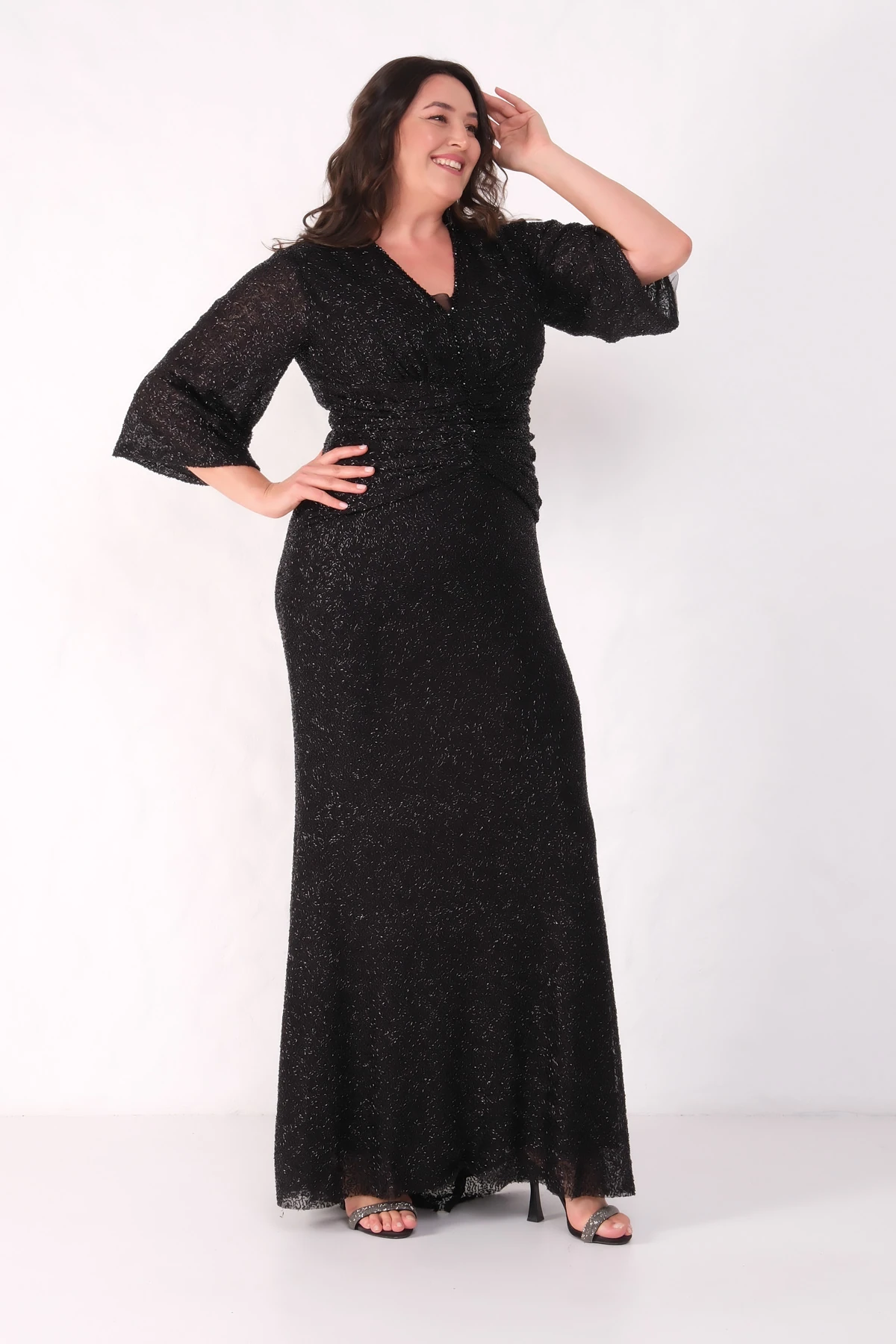 Kadın V Yaka Boncuklu Büyük Beden Abiye Elbise - Siyah