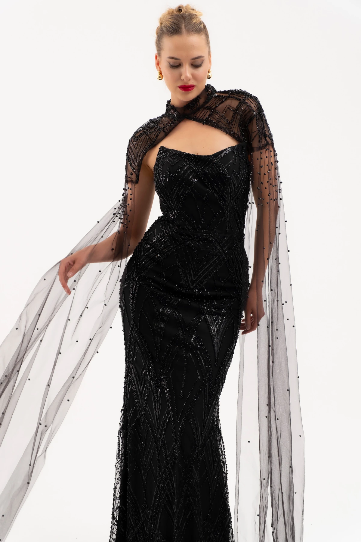 Kadın Şal Detay Boncuklu Uzun Abiye Elbise