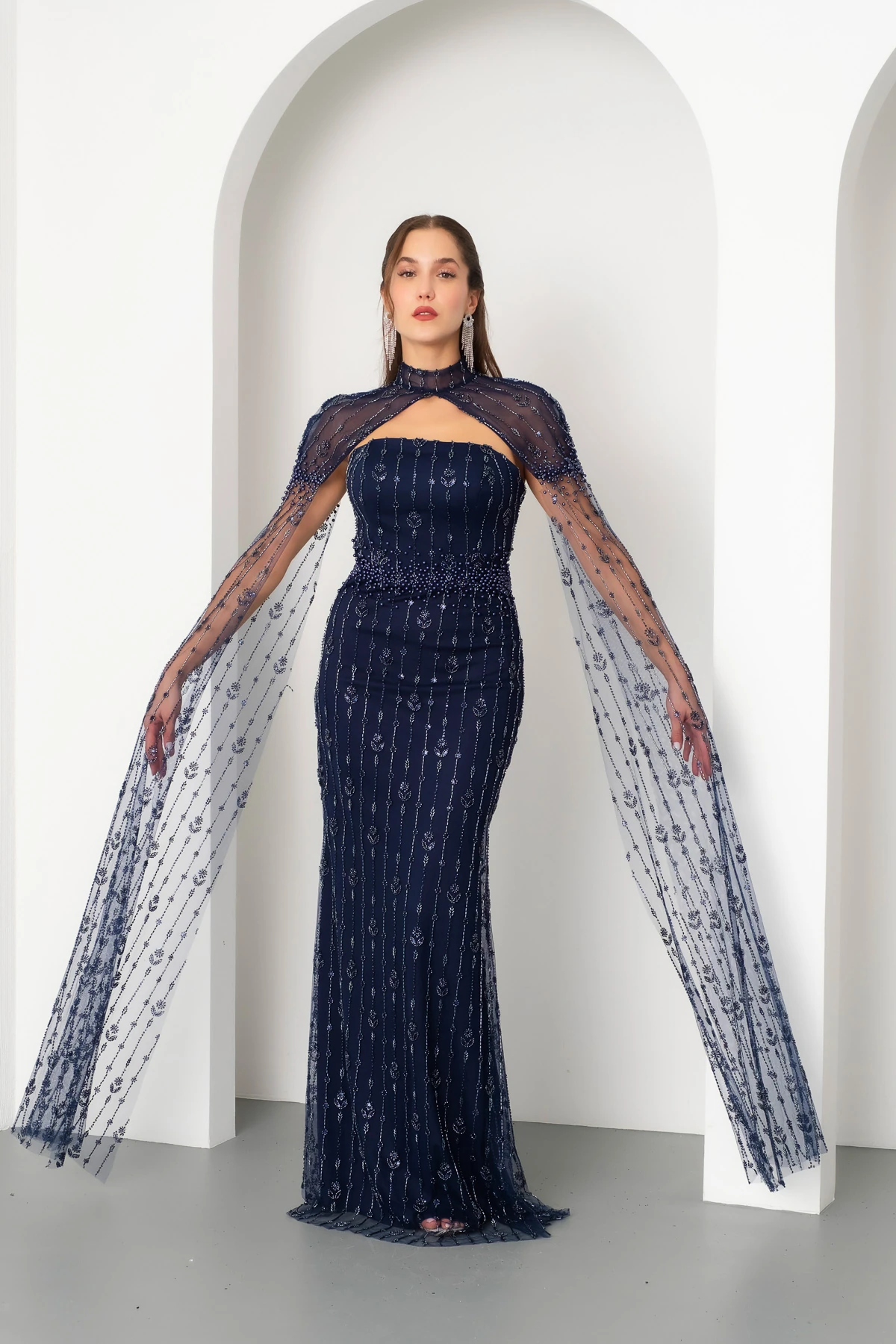 Kadın Şallı Uzun Kol Dik Yaka Boncuklu Uzun Abiye Elbise - Lacivert