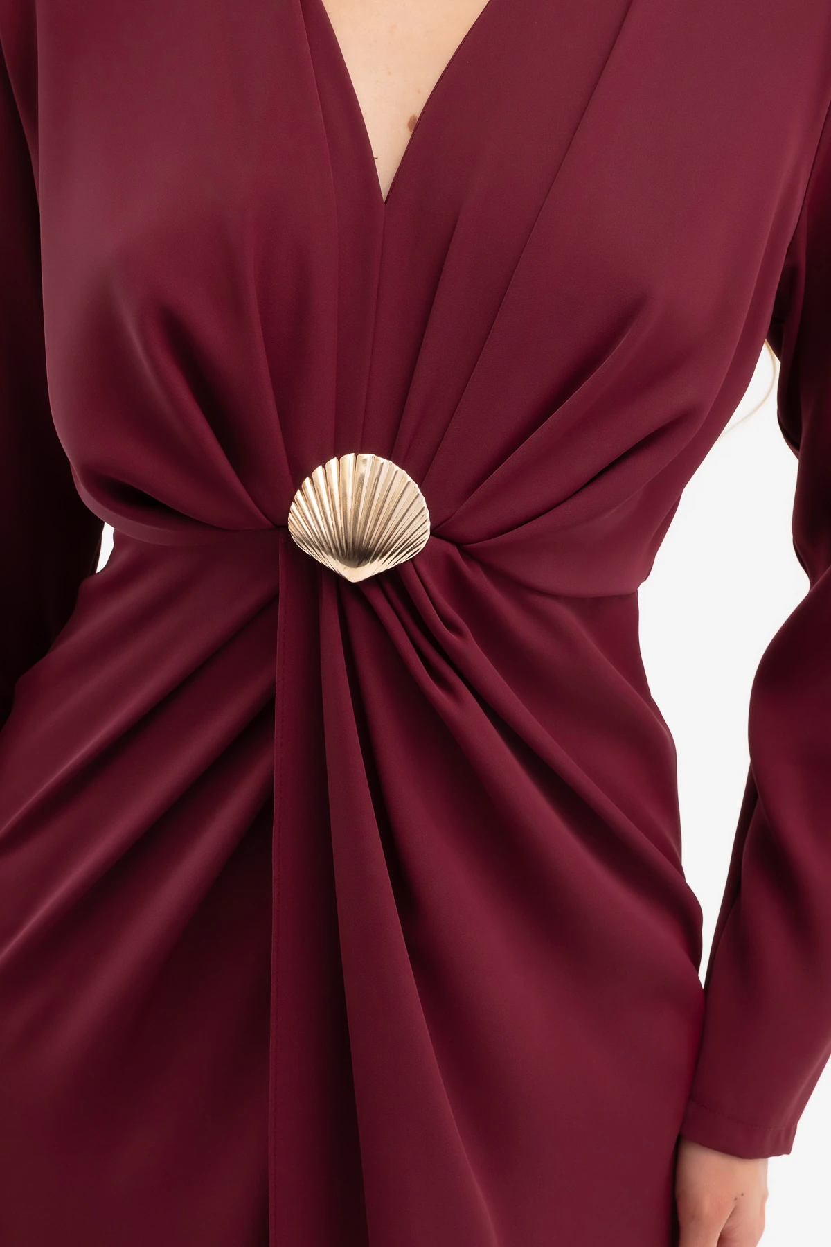 Kadın İstiridye Aksesuarlı Uzun Kol Elbise