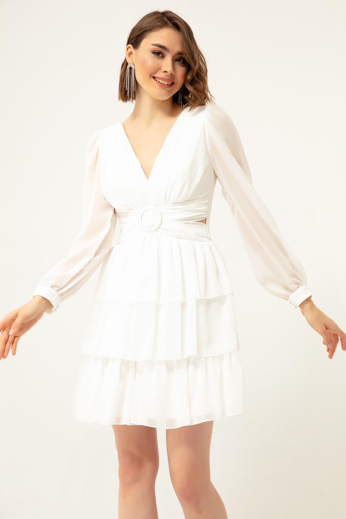 Kadın Fırfırlı Dekolteli Mini Şifon Abiye Elbise - Beyaz