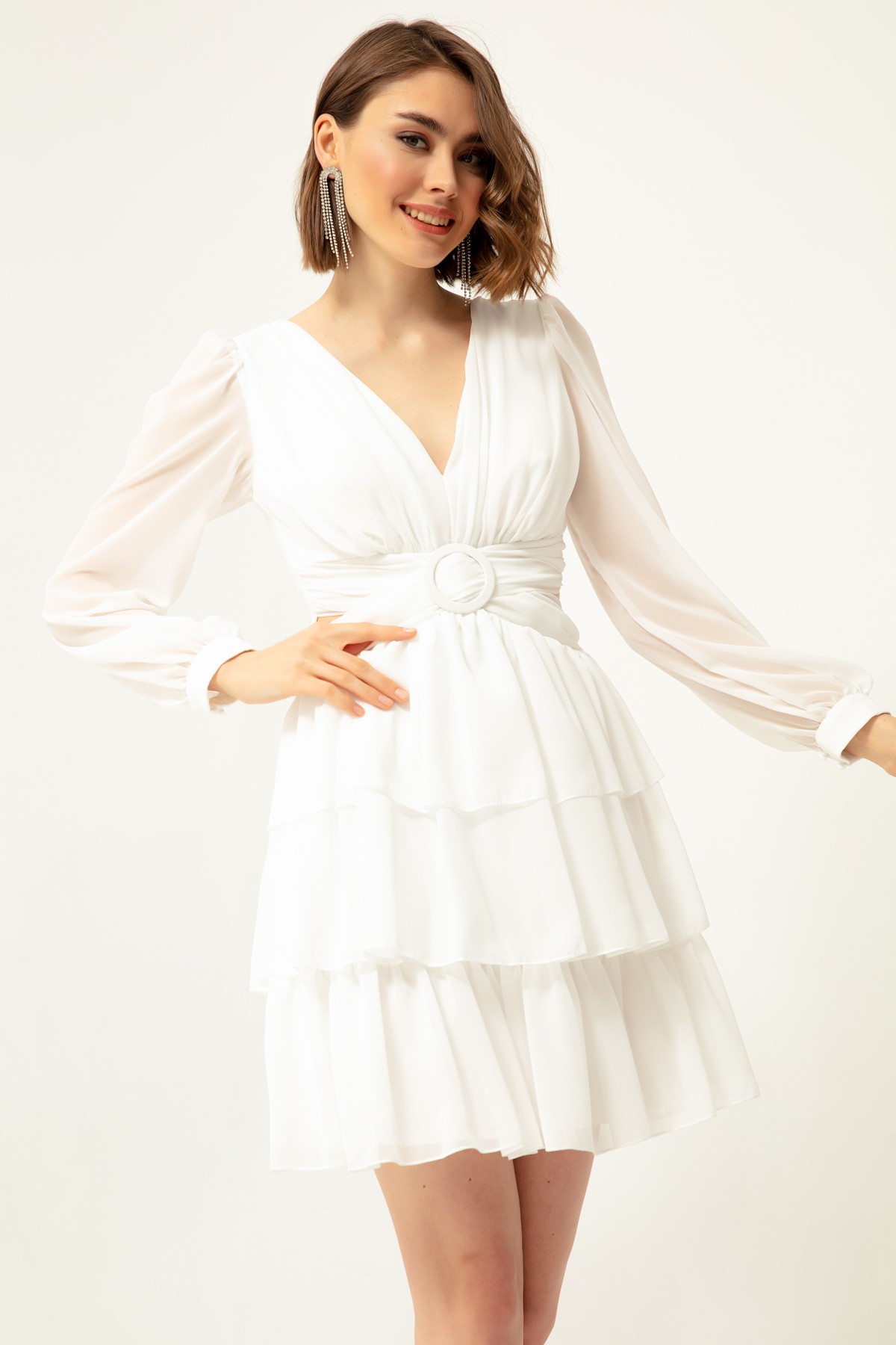 Kadın Fırfırlı Dekolteli Mini Şifon Abiye Elbise - Beyaz