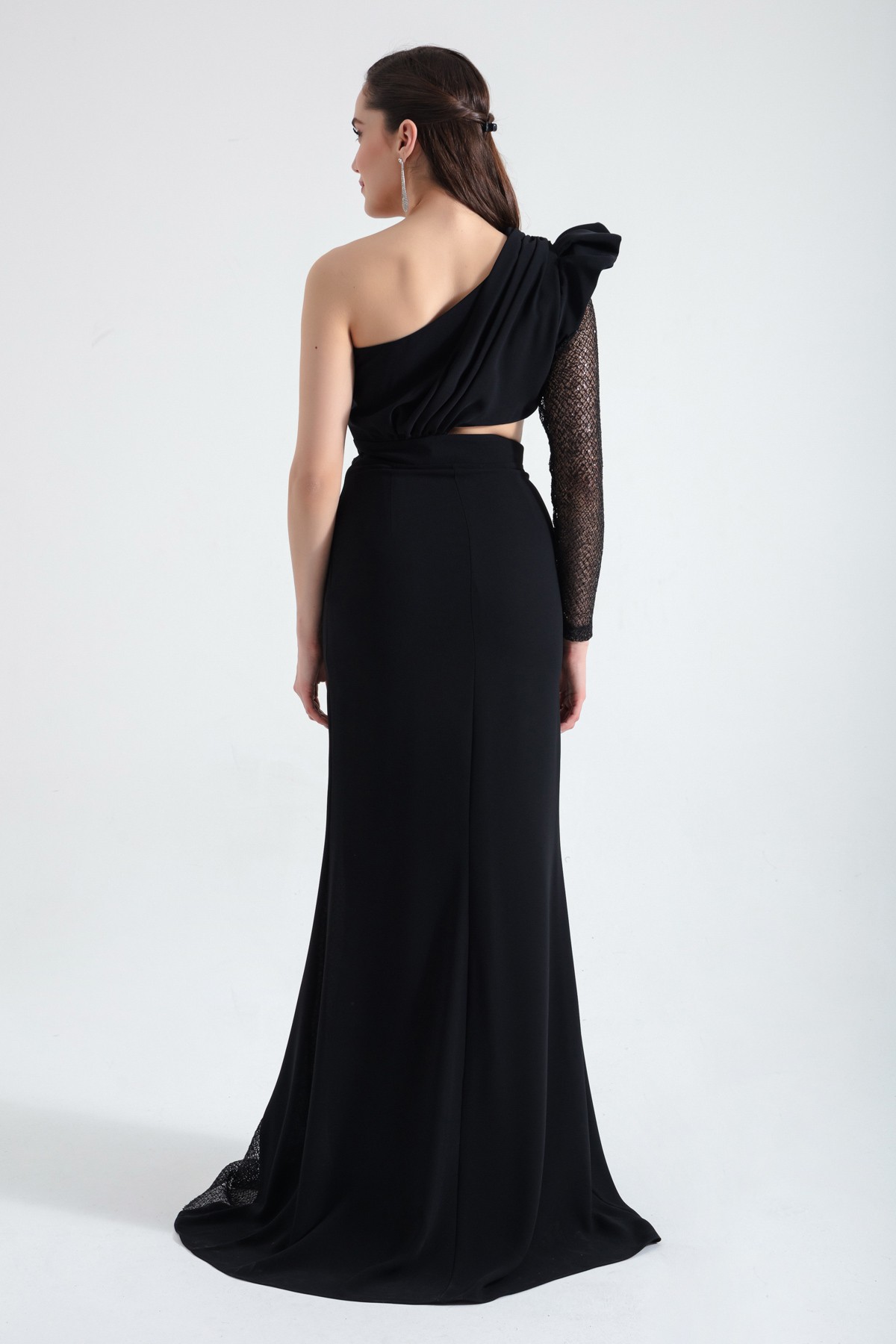 Kadın Tek Omuzlu Şerit Dantel Detaylı Uzun Abiye Elbise - Siyah