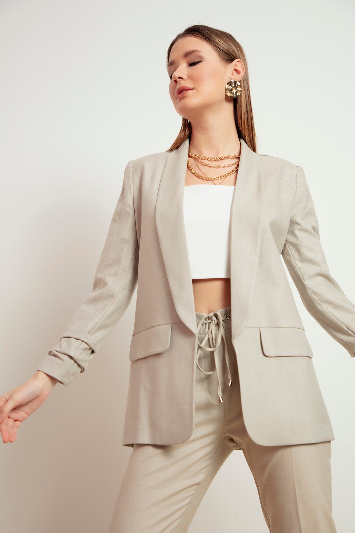 Kadın Kolları Büzgülü Blazer Ceket