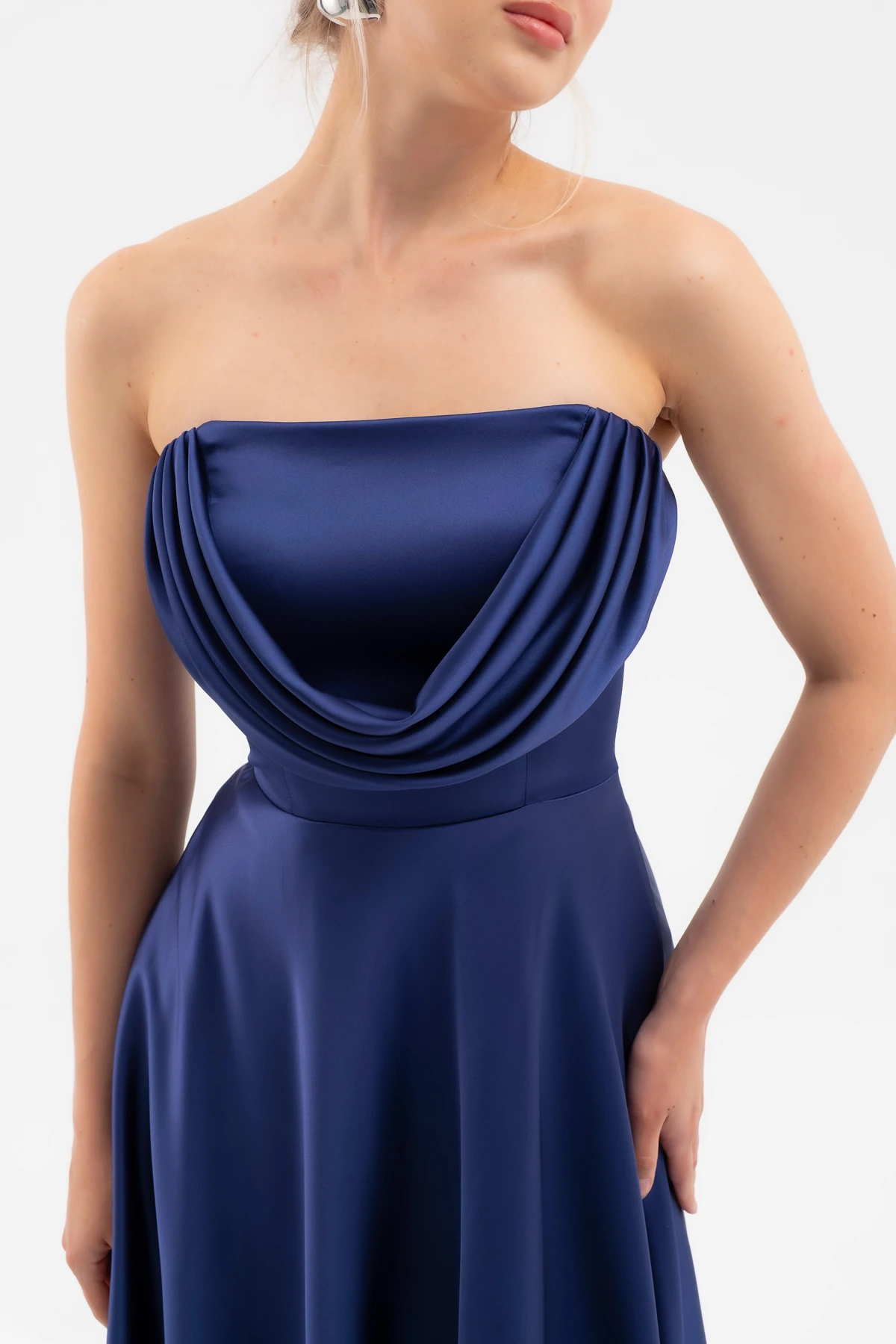 Kadın Degaje Yaka Uzun Straplez Abiye - Lacivert