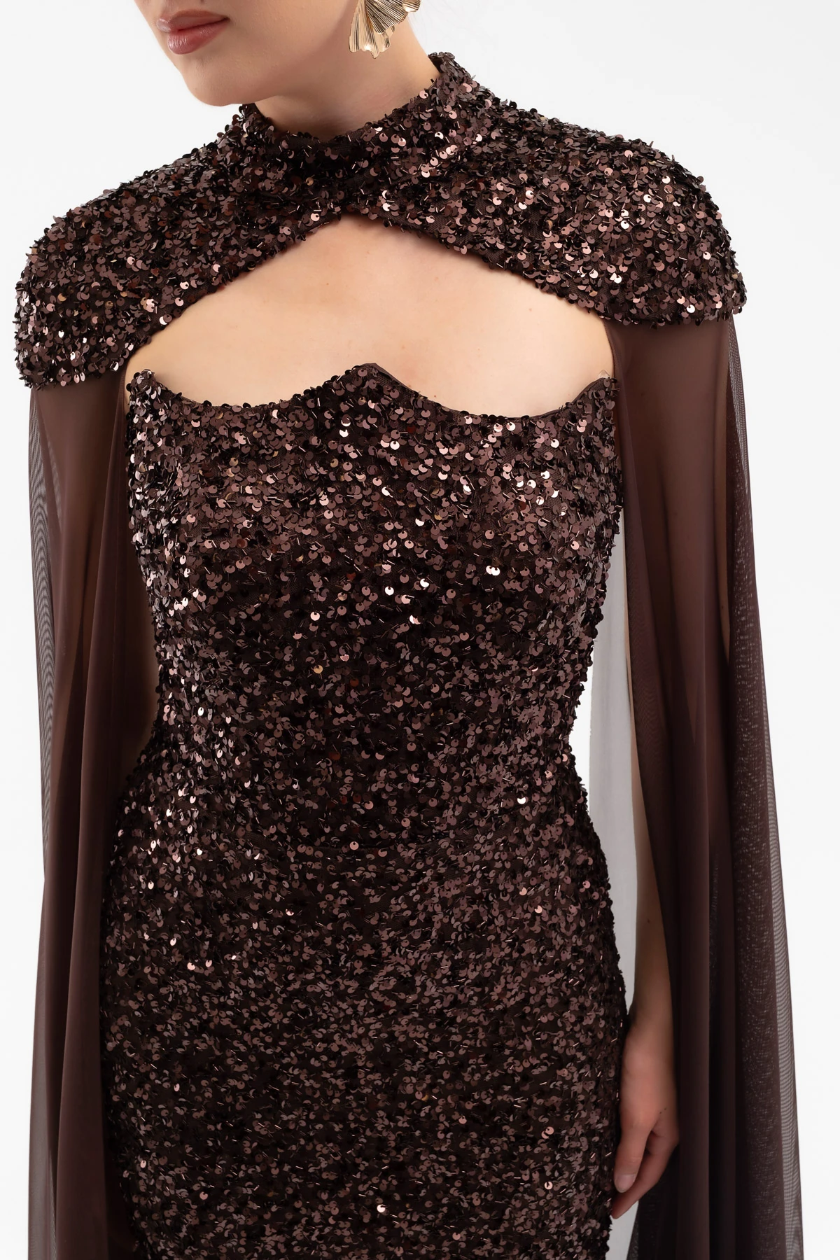 Kadın Tül Pelerinli Straplez Uzun Pullu Abiye Elbise