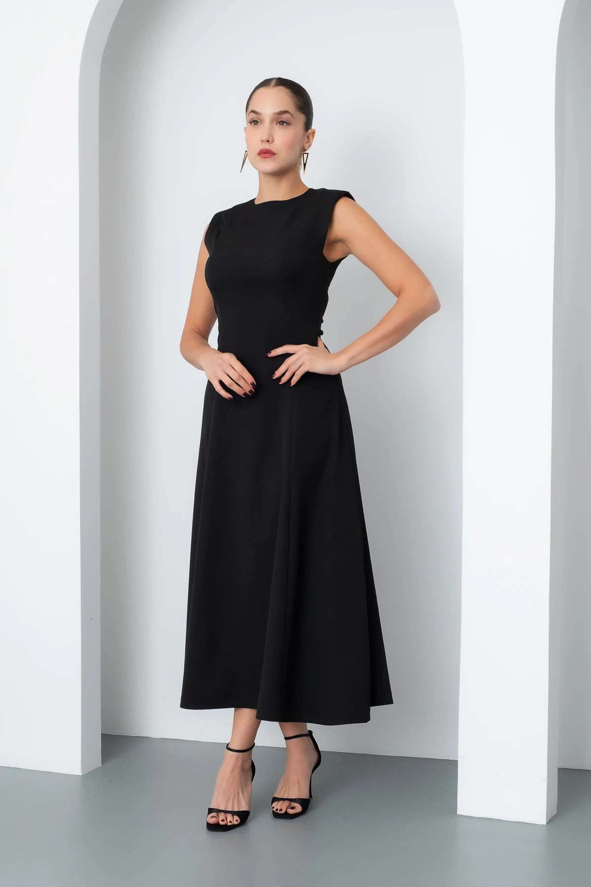 Kadın Vatkalı Midi Davet Elbisesi - Siyah