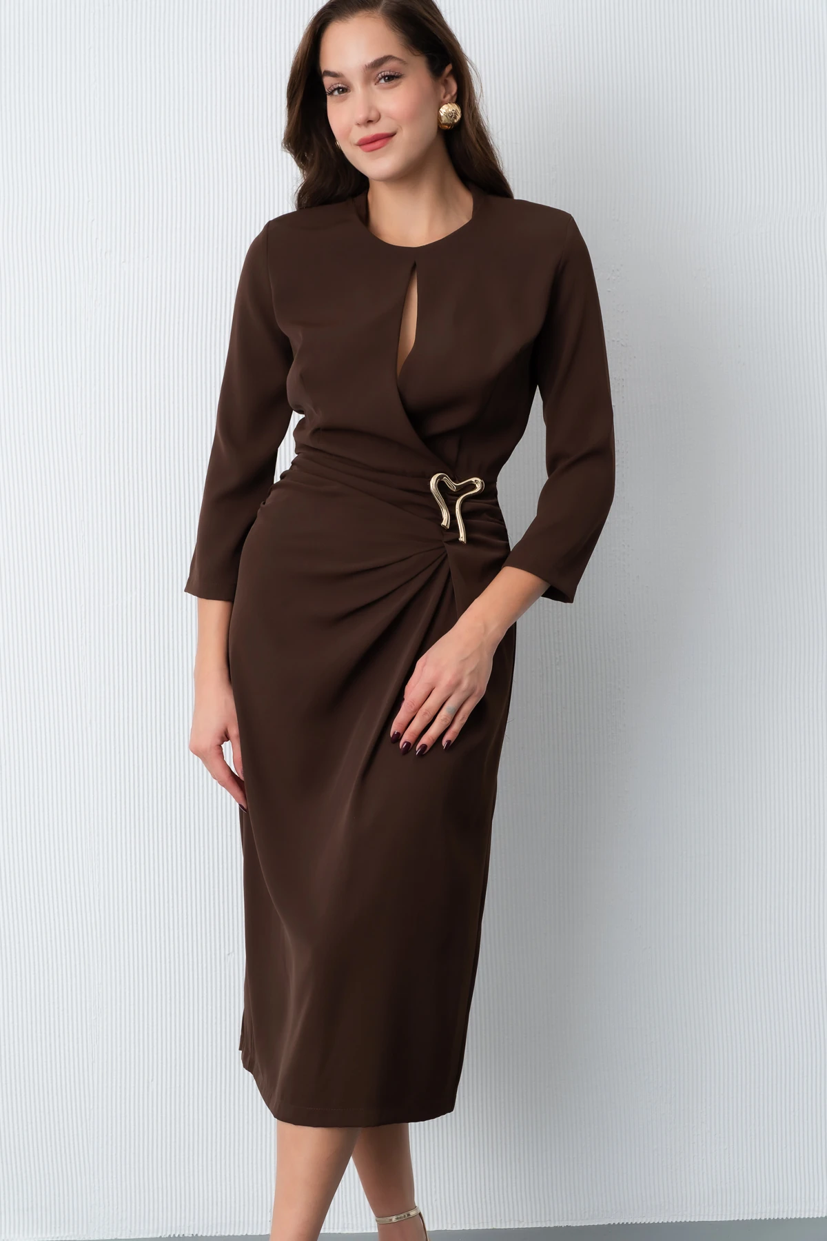 Kadın Aksesuar Detay Midi Elbise - Kahverengi