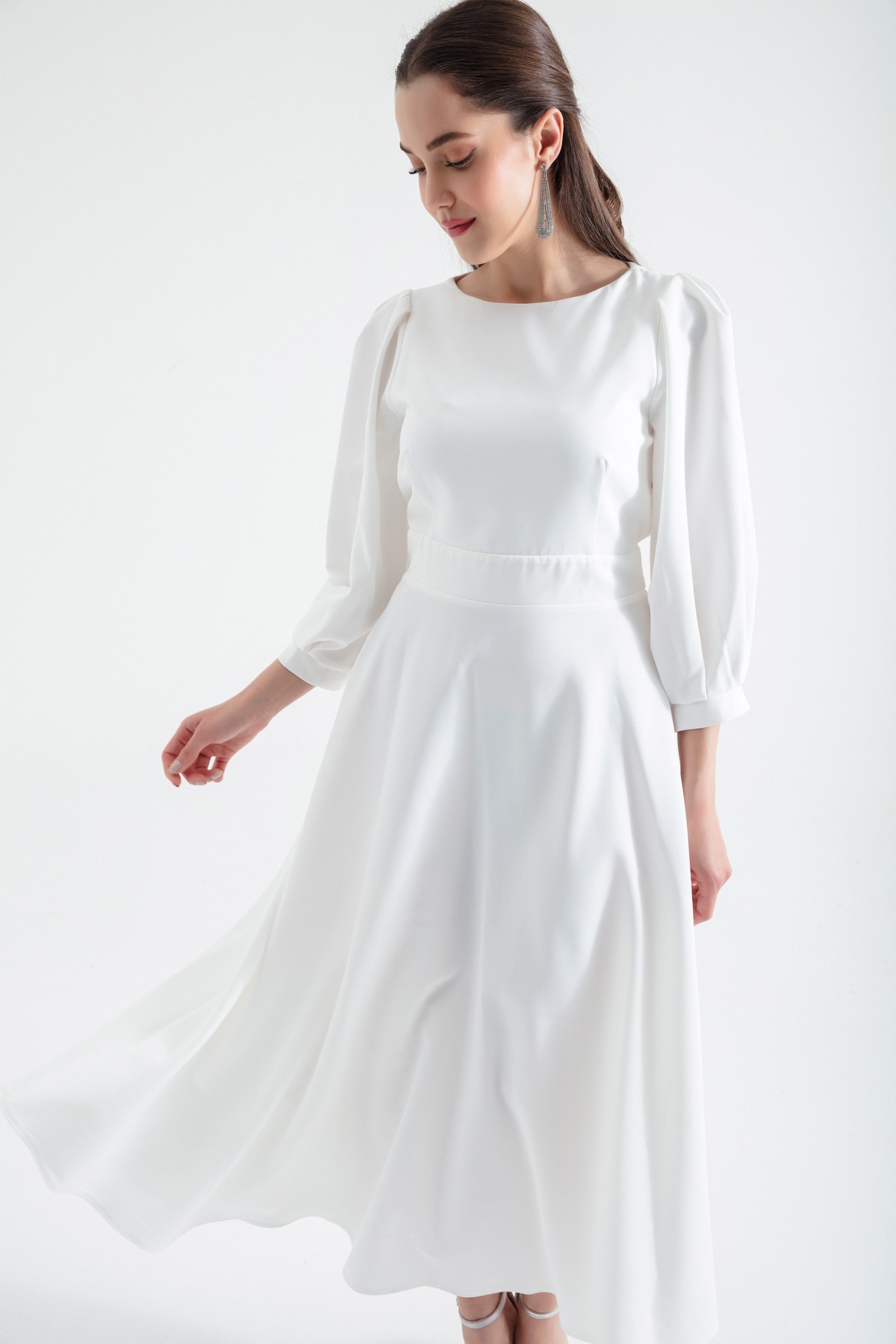 Kadın Sırt Detaylı Midi Elbise - Beyaz
