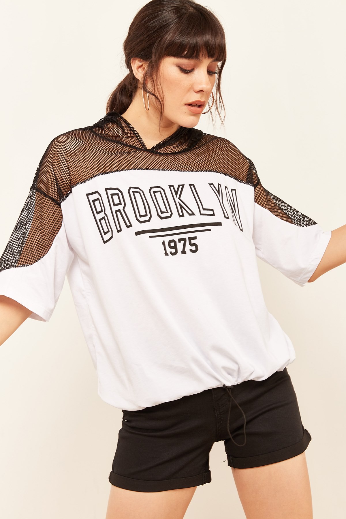 Kadın Baskılı Kapüşonlu T-Shirt