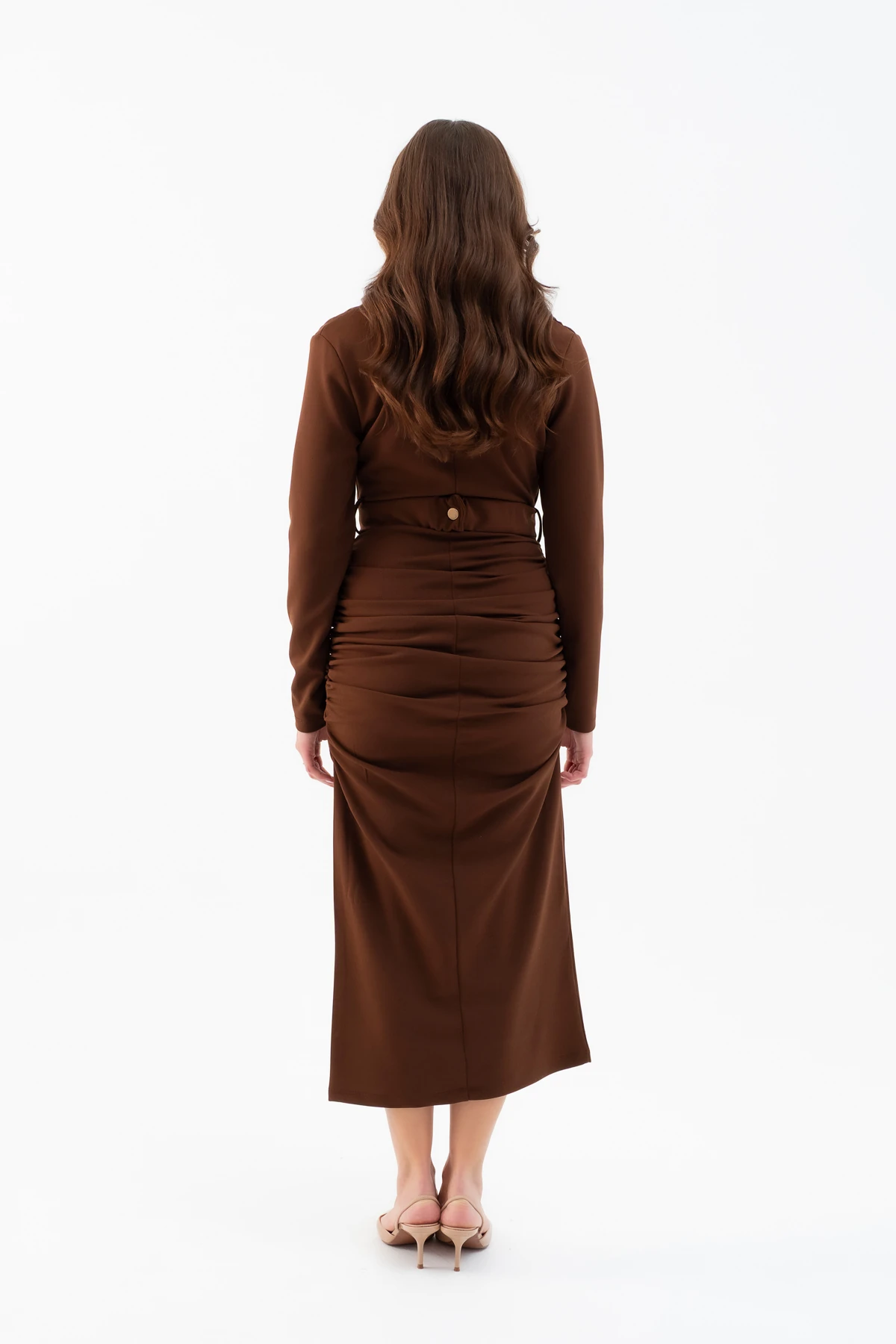 Kadın Kemerli Büzgü Detay Uzun Elbise - Kahverengi