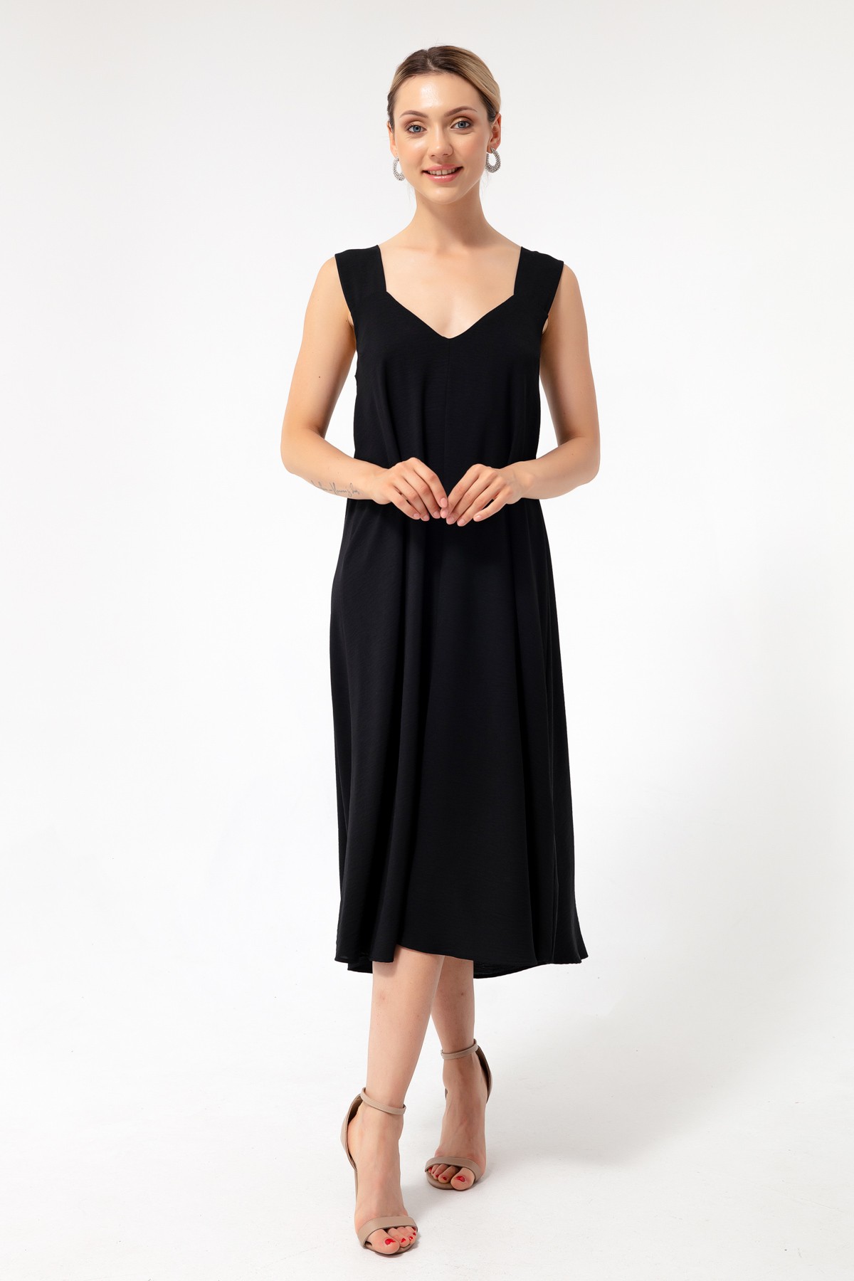 Kadın Kloş Kesim Midi Keten Elbise - Siyah