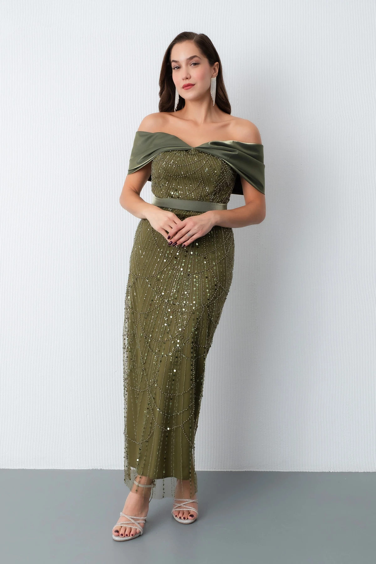 Kadın Kayık Yaka Midi Boncuklu Abiye Elbise - Haki