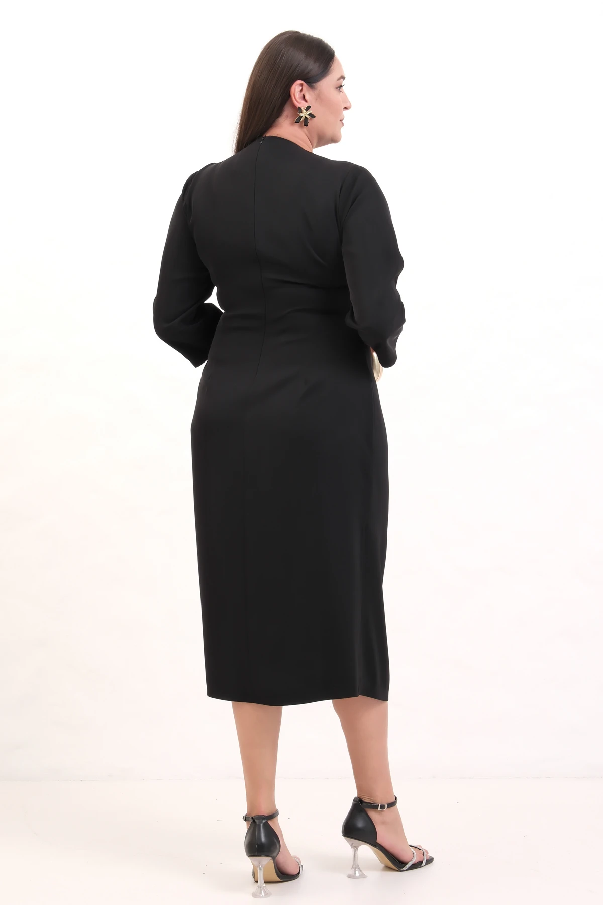 Kadın Kruvaze Yaka Boncuk İşlemeli Büyük Beden Midi Elbise - Siyah