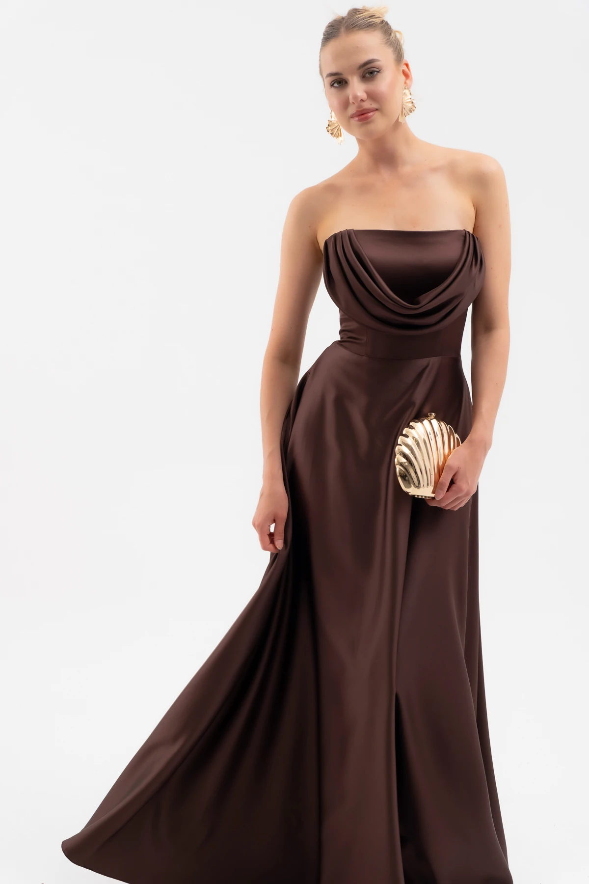 Kadın Degaje Yaka Uzun Straplez Abiye - Kahverengi