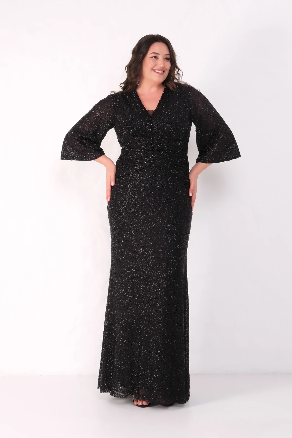 Kadın V Yaka Boncuklu Büyük Beden Abiye Elbise - Siyah