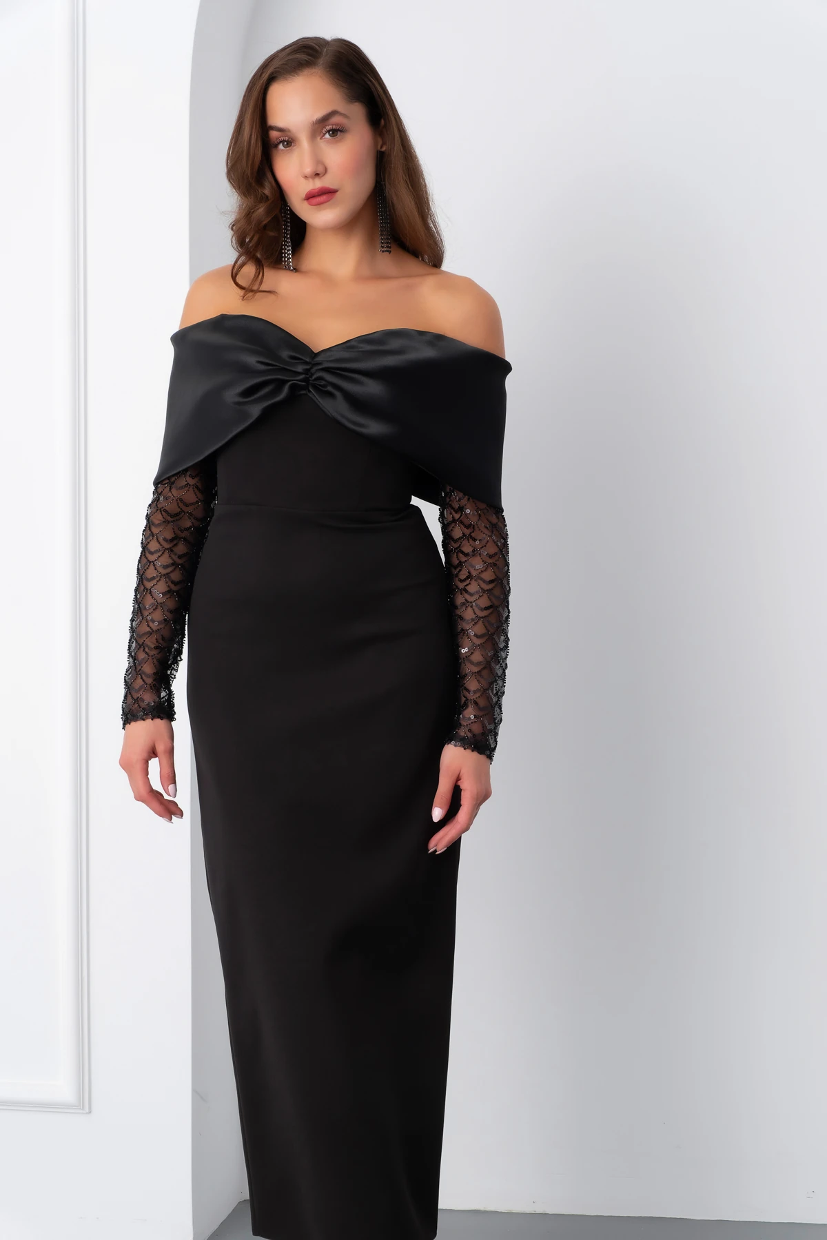 Kadın Kol Detaylı Fiyonklu Söz Nişan Nikah Abiye Elbise - Siyah