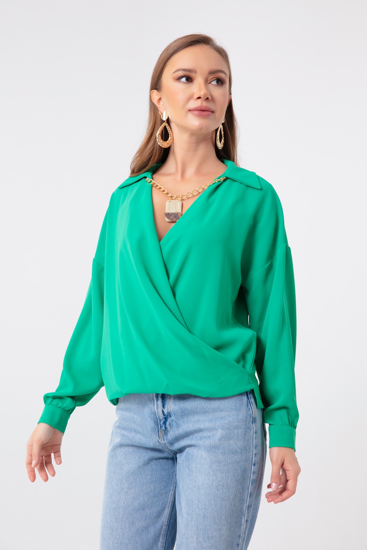 Kadın Kruvaze Yakalı Gold Kolyeli Bluz - Yeşil