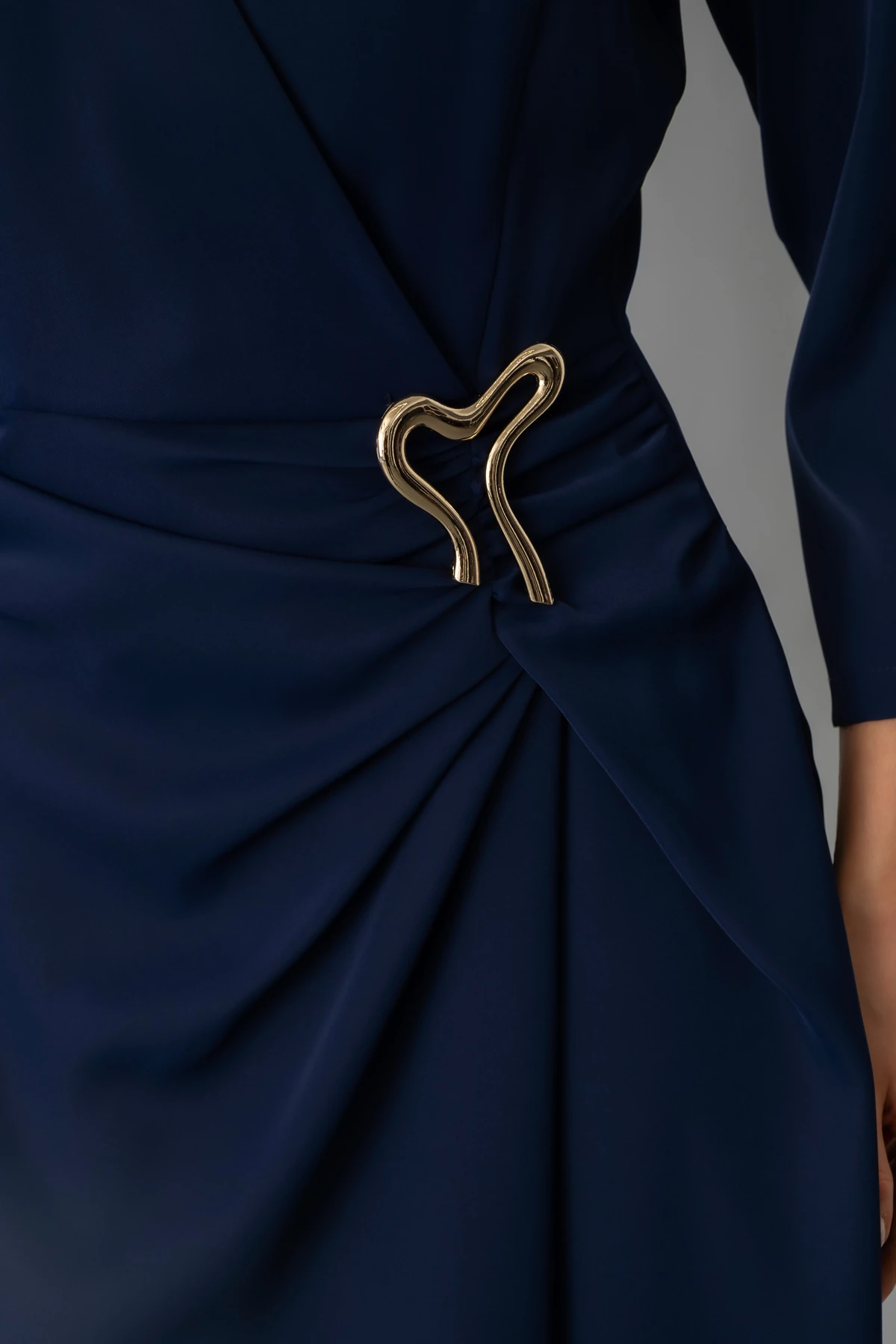 Kadın Aksesuar Detay Midi Elbise - Lacivert