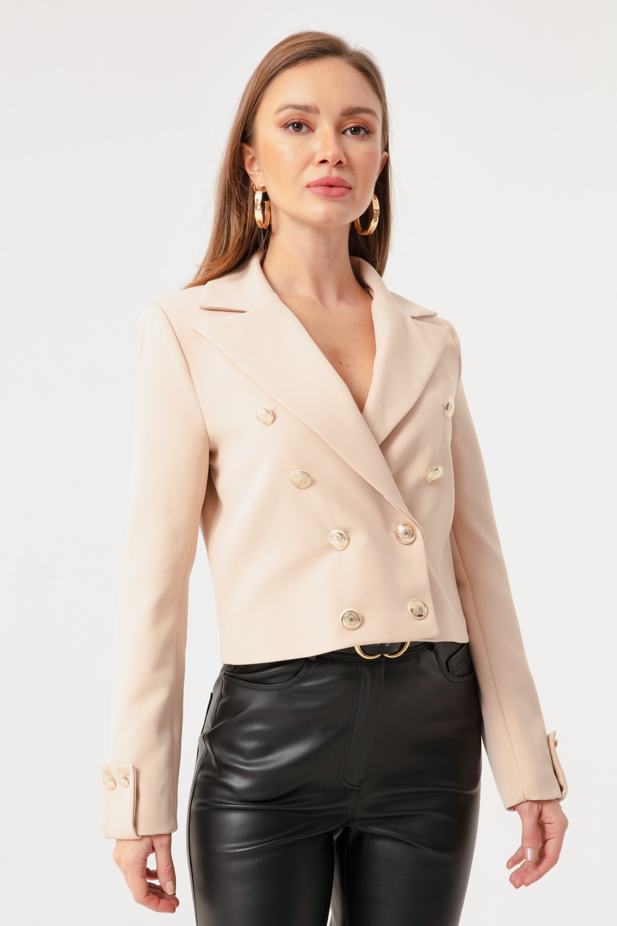 Kadın Gold Düğmeli Kısa Blazer Ceket