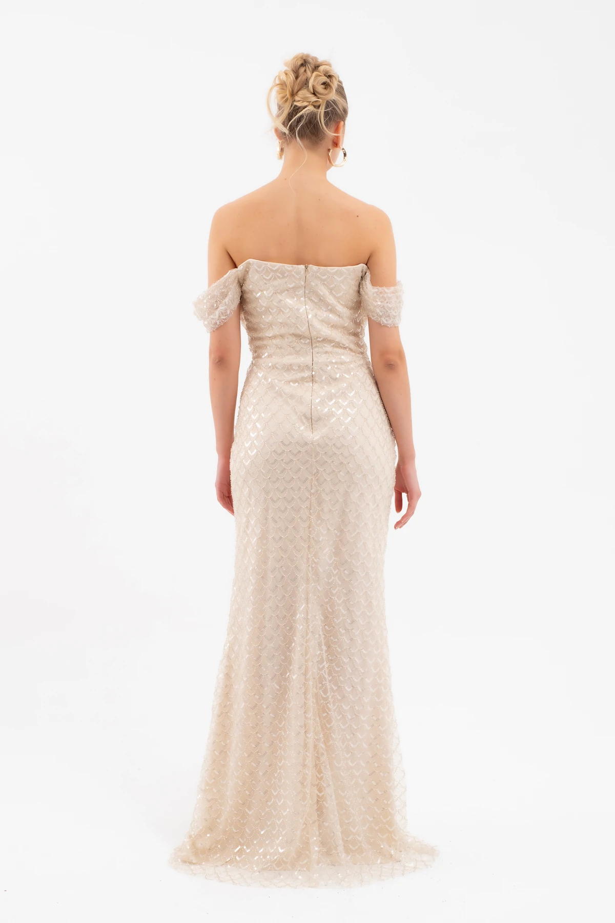 Kadın Madonna Yaka Boncuklu Uzun Abiye Elbise