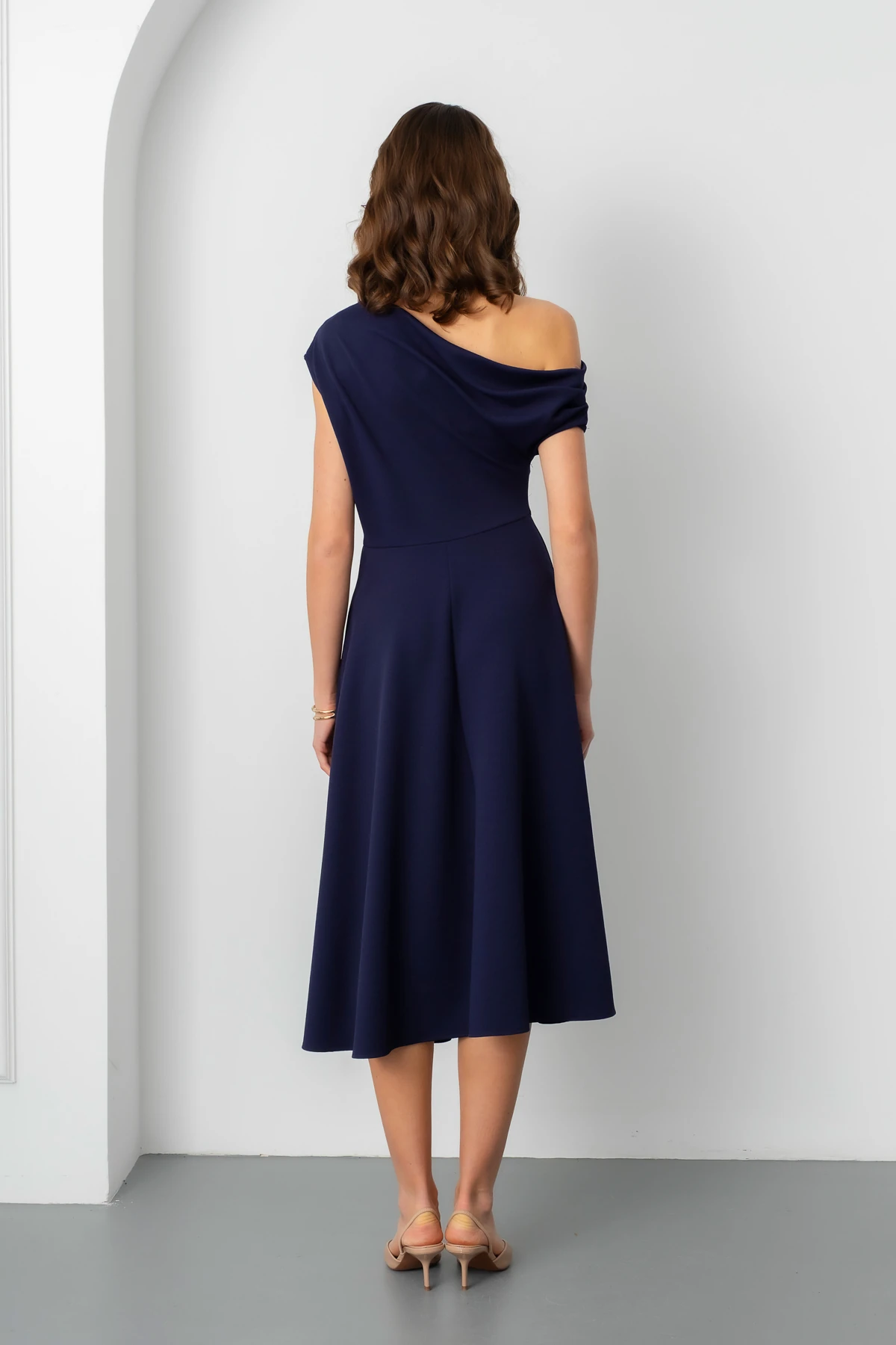 Kadın Düşük Omuzlu Midi Boy Elbise - Lacivert