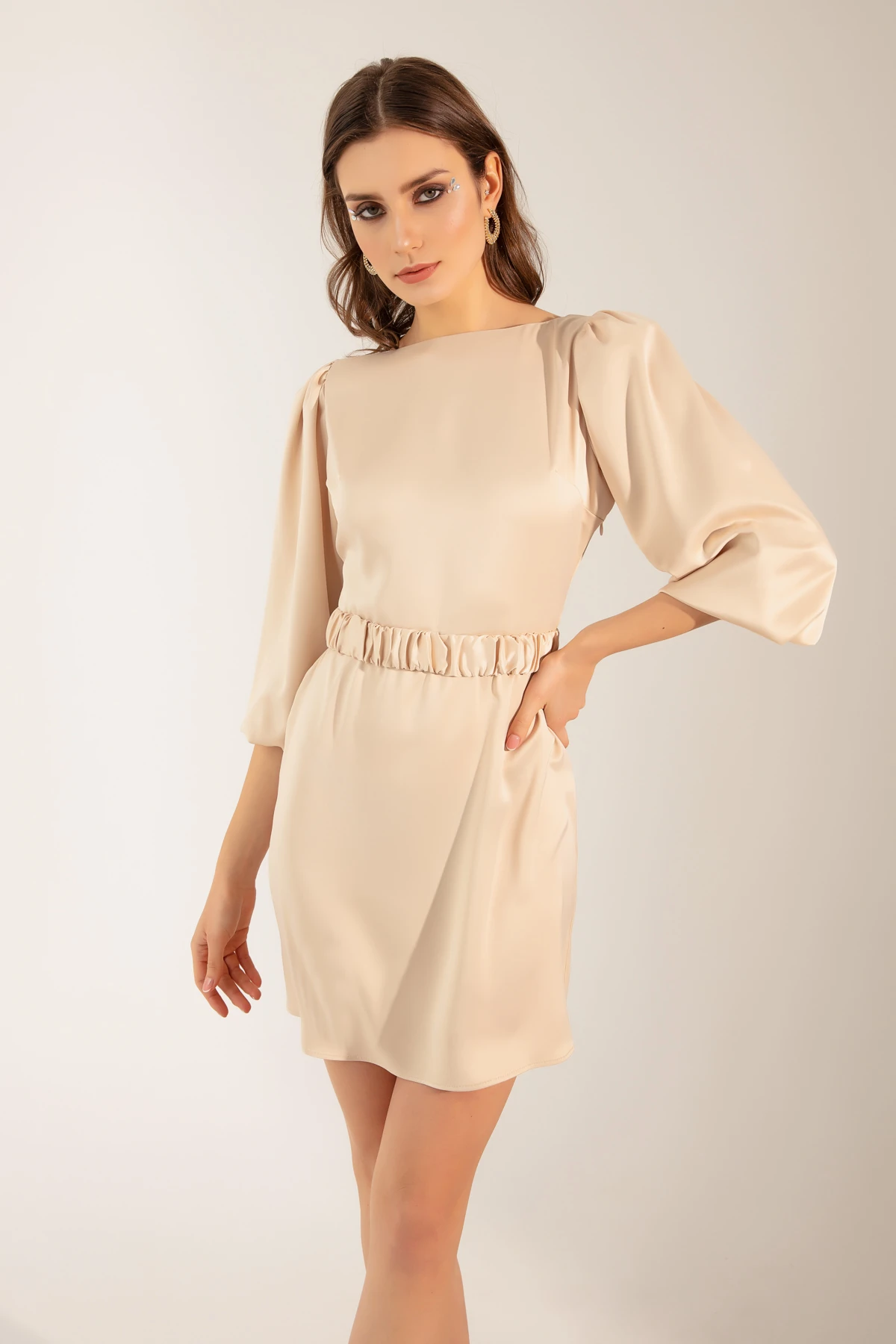 Kadın Balon Kol Mini Nişan Elbisesi - Bej