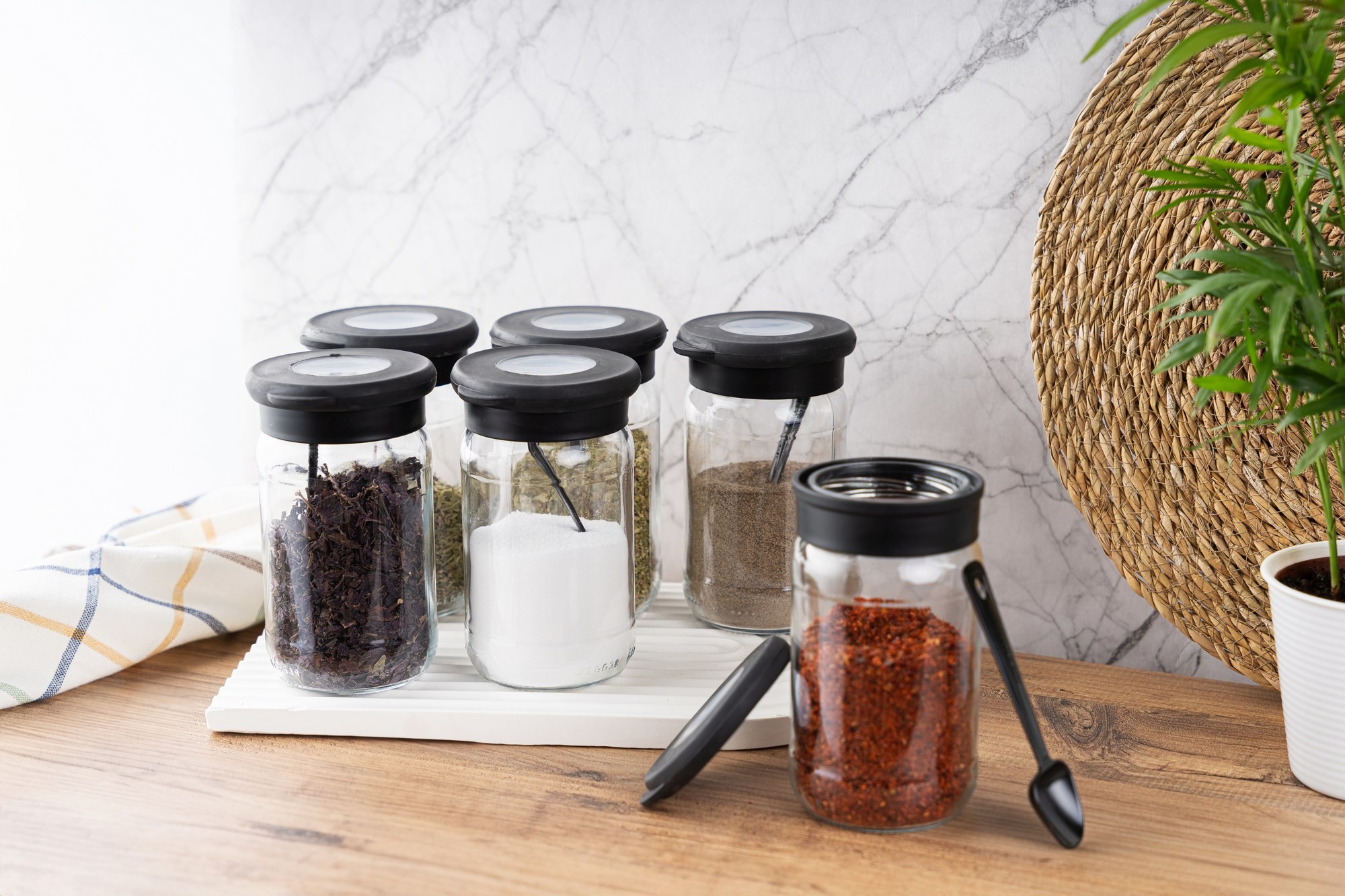 Spice Jar Set (6 Pieces) C-00344
