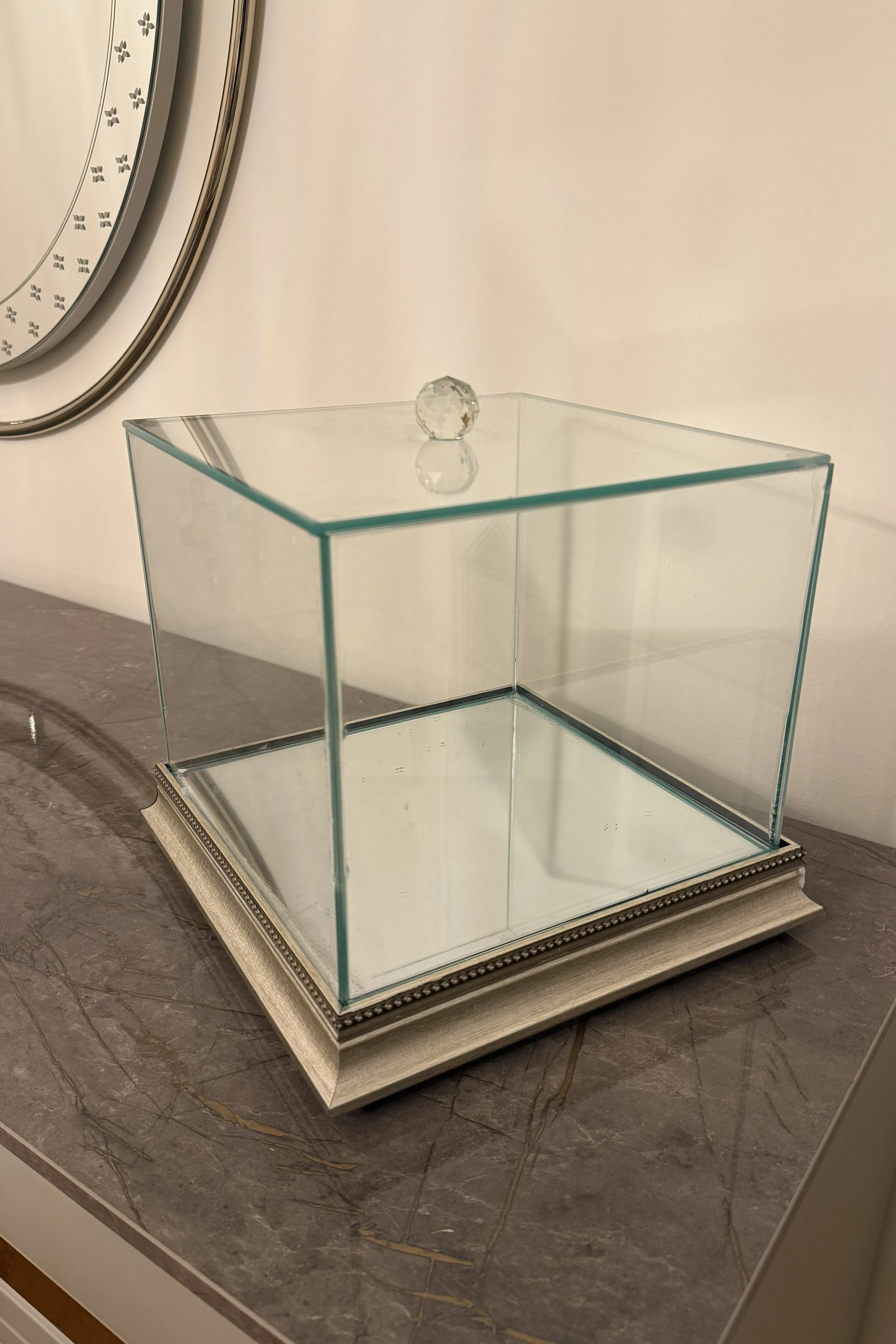 Kare Cam Çeyiz Sandığı - Çeyizlik Cam Kutu - GÜMÜŞ