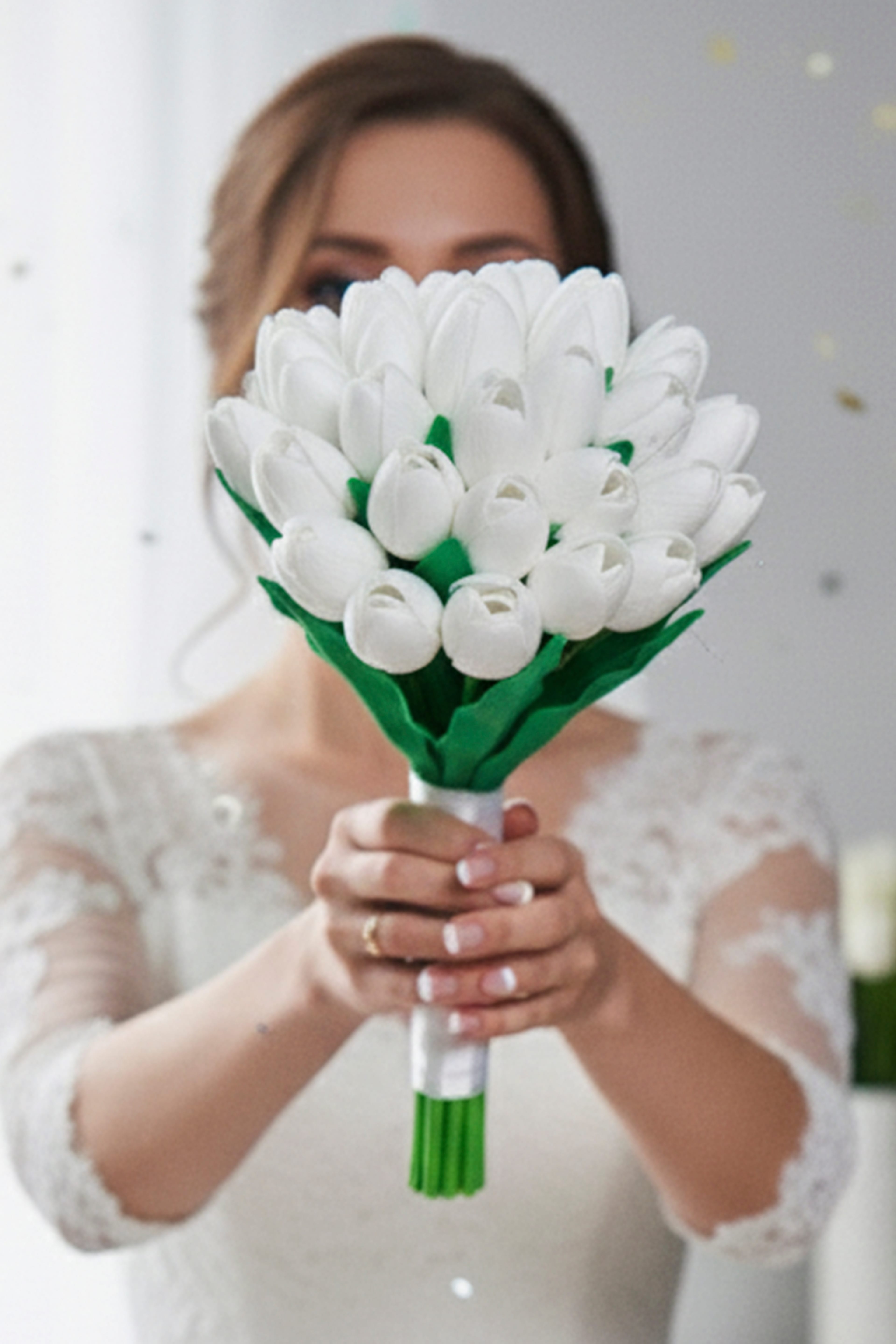 Islak Lale Gelin Buketi