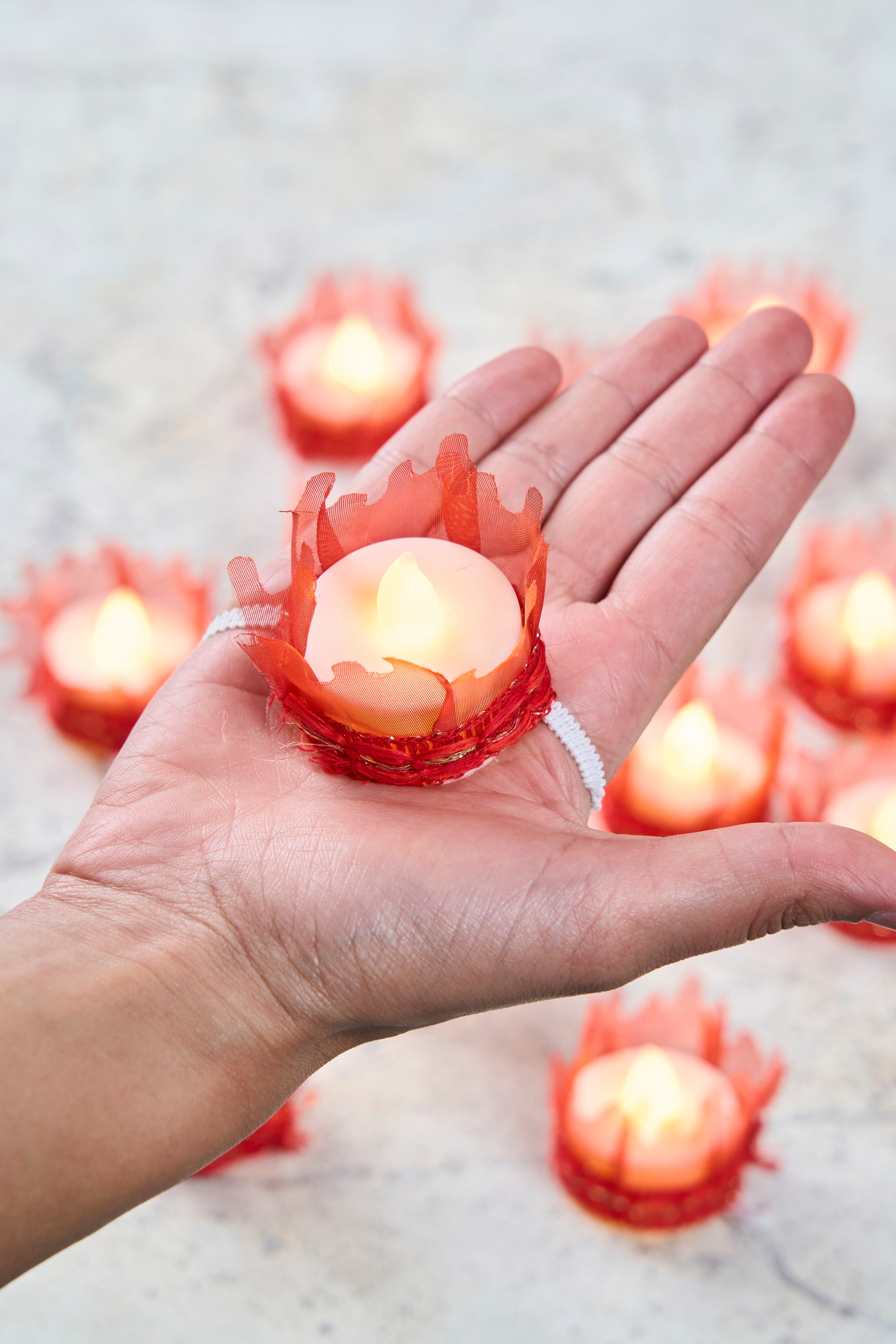 12 Adet Led Süslü Kına Mumu - KIRMIZI